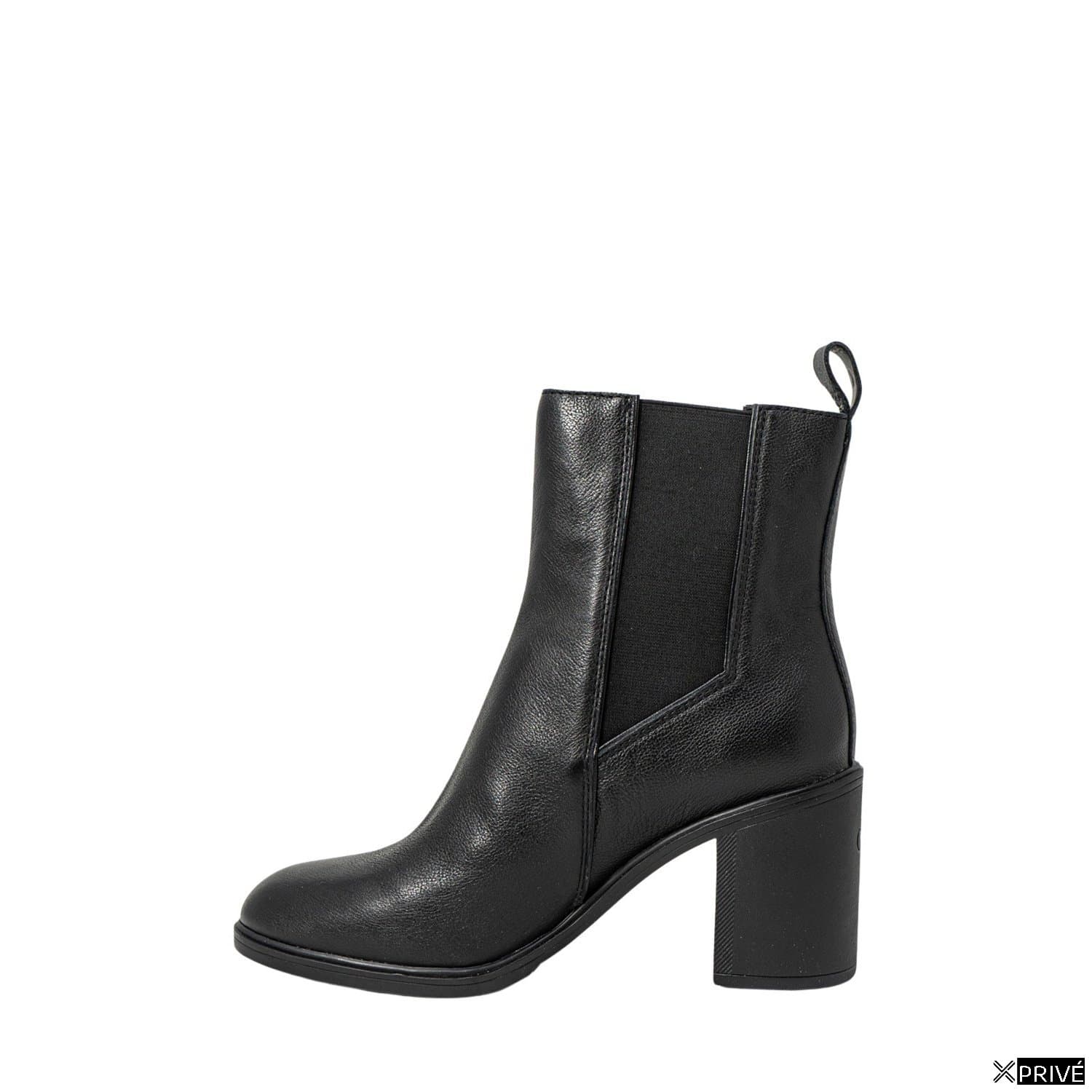 Bottes noires — 2