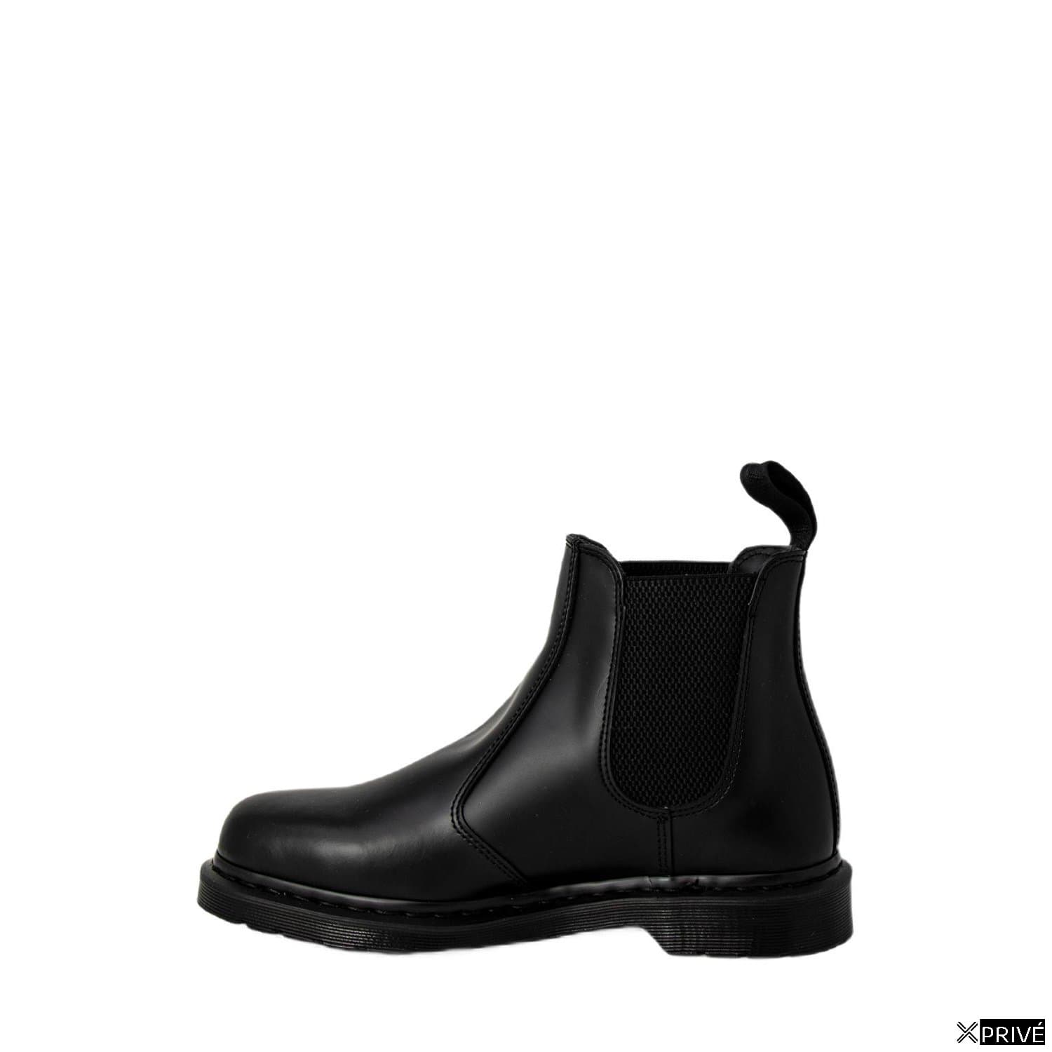 Bottes noires — 2