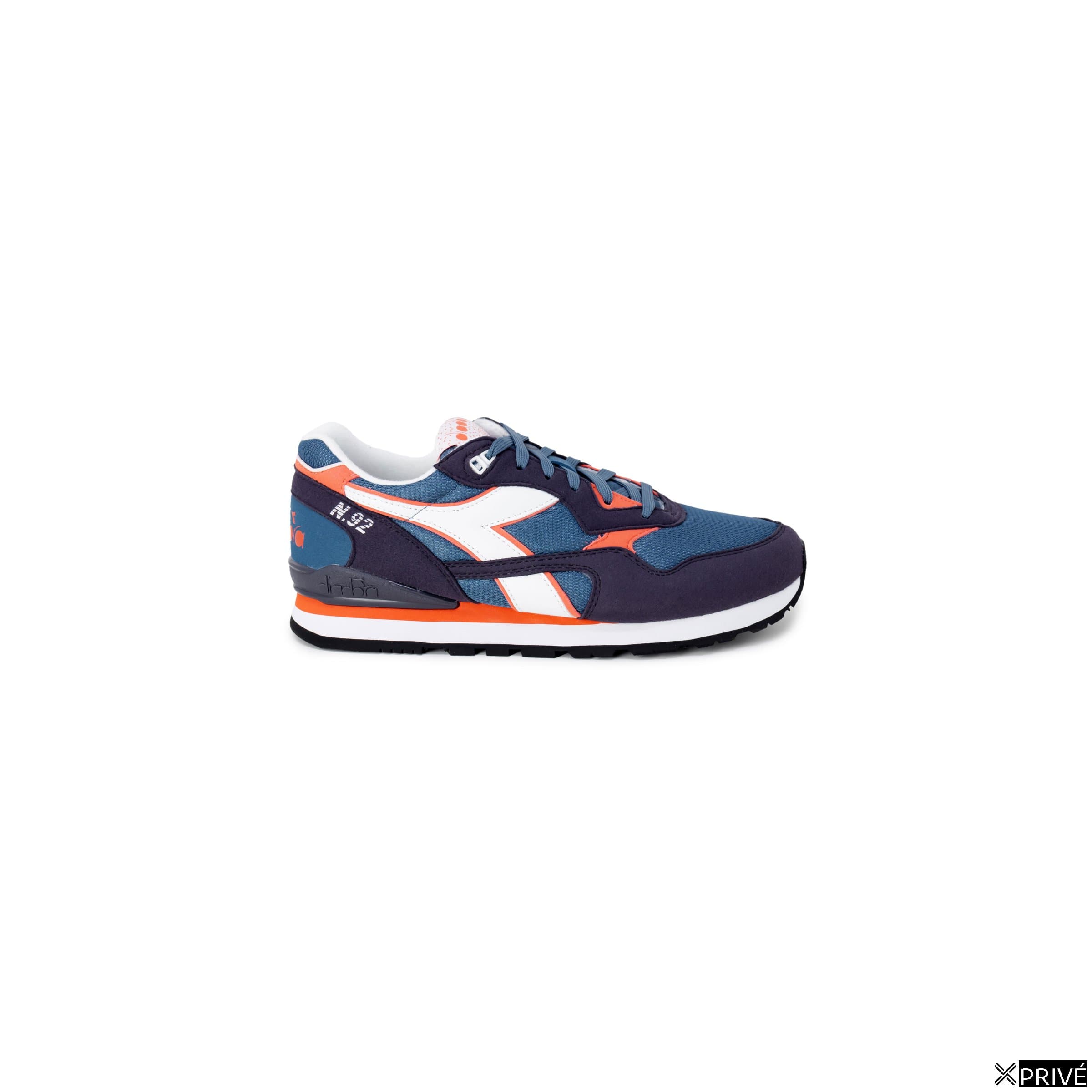 Chaussures de sport bleues — 1