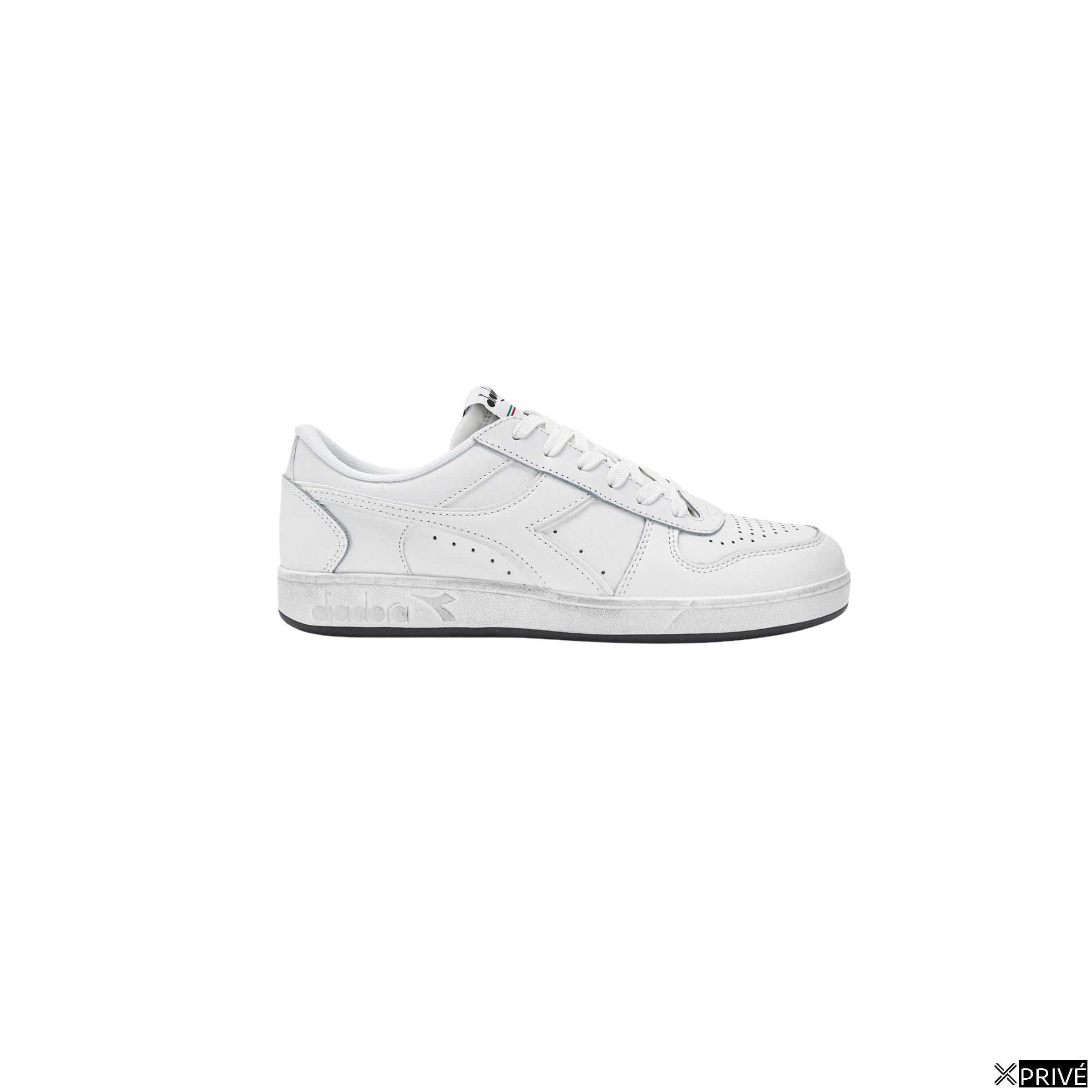 Chaussures de sport blanches — 1