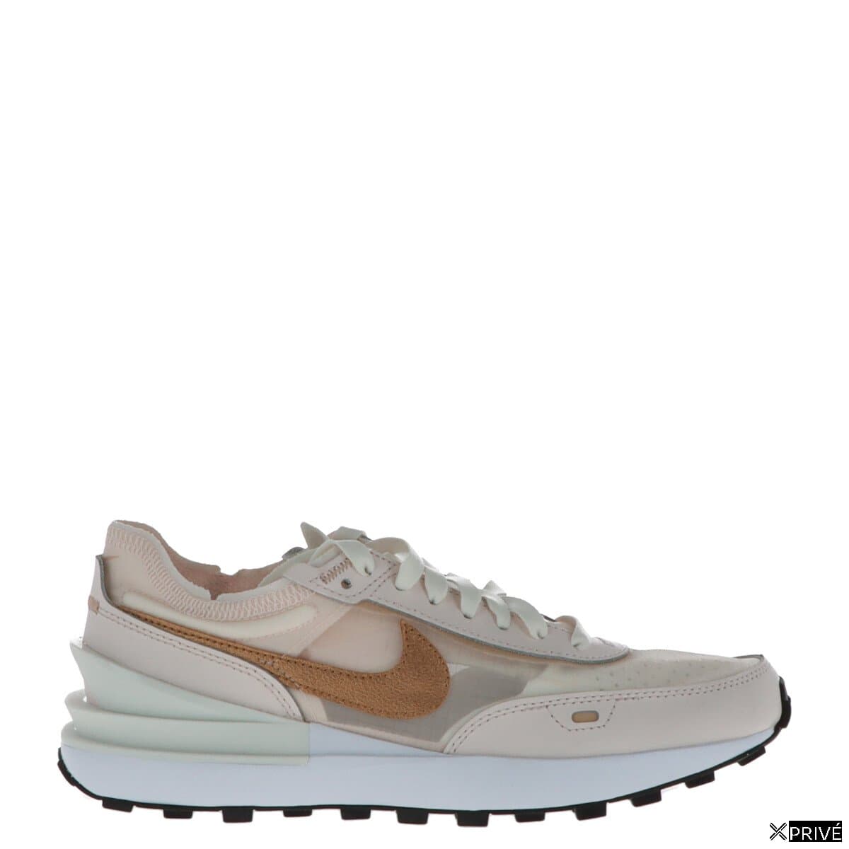 Chaussures de sport roses — 1