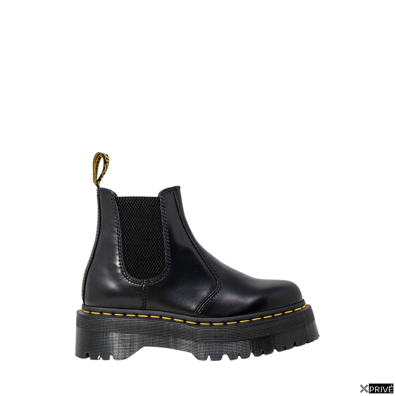 Bottes noires — 1