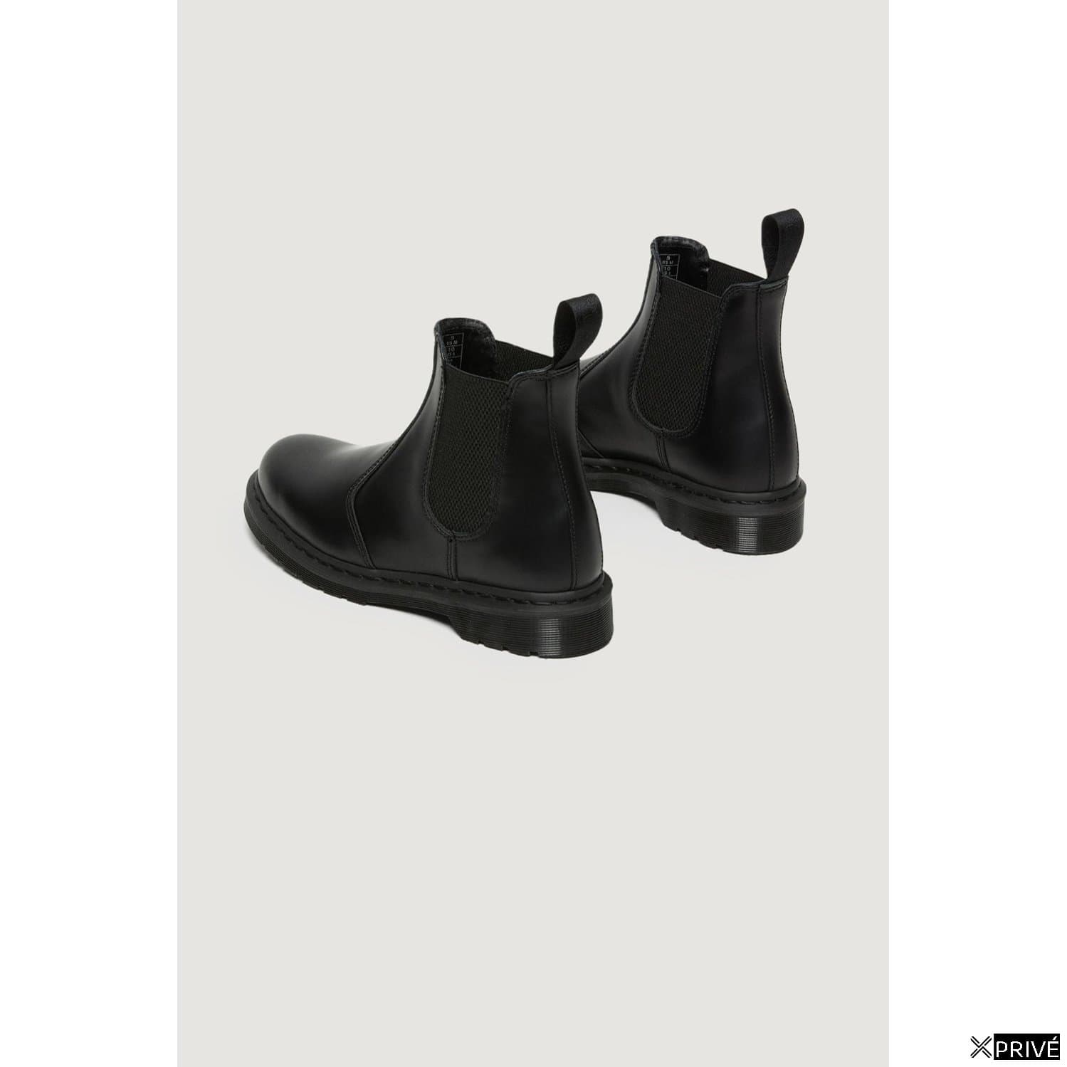 Bottes noires — 3