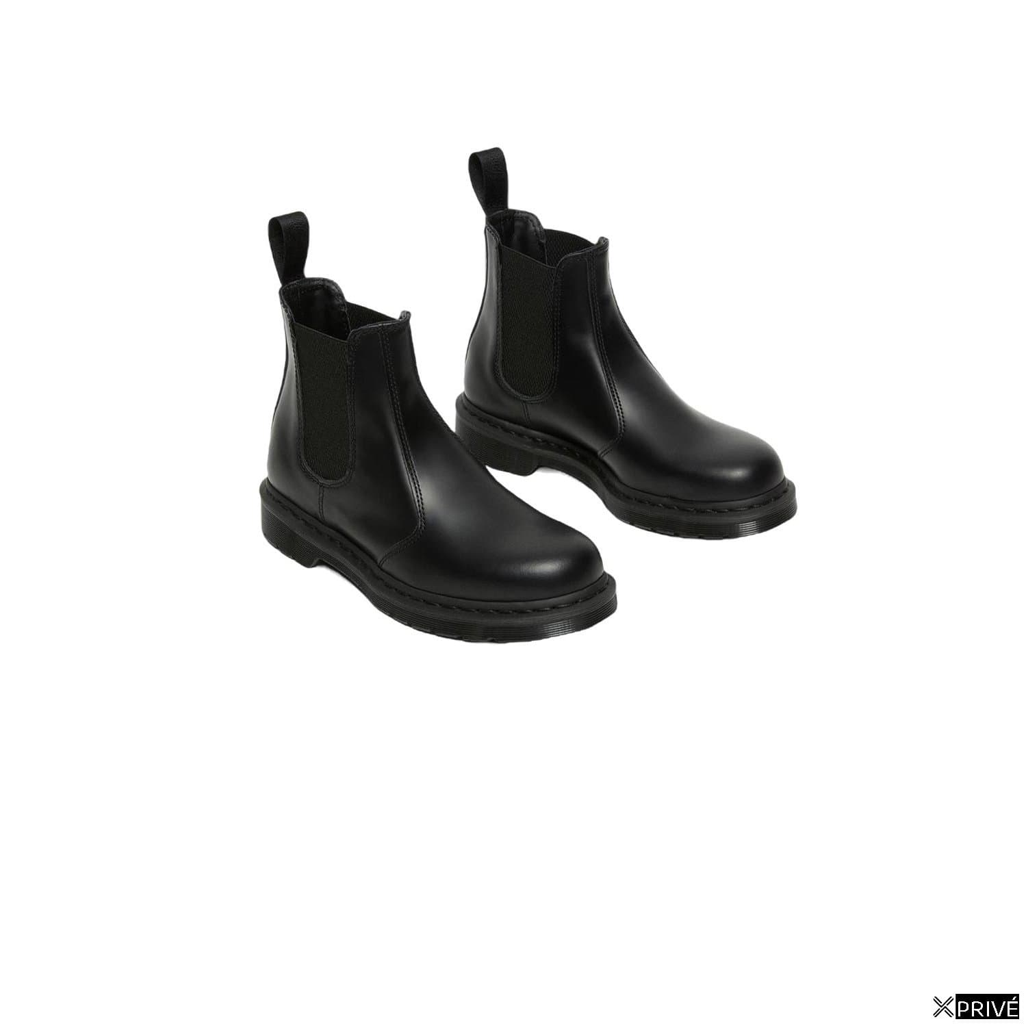 Bottes noires — 1