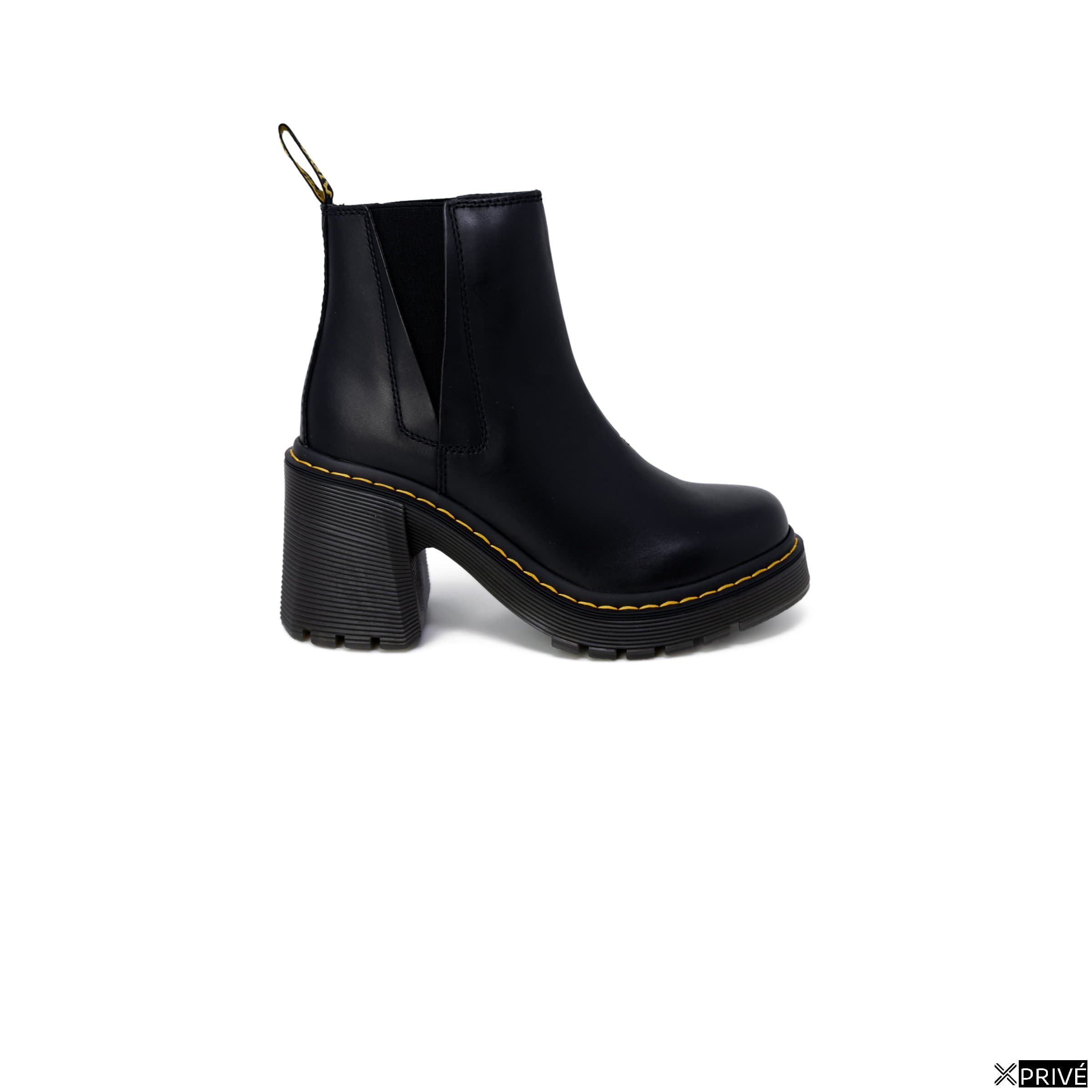 Bottes noires — 1
