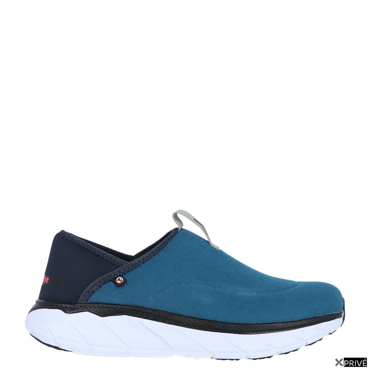 Chaussures de sport bleues — 1