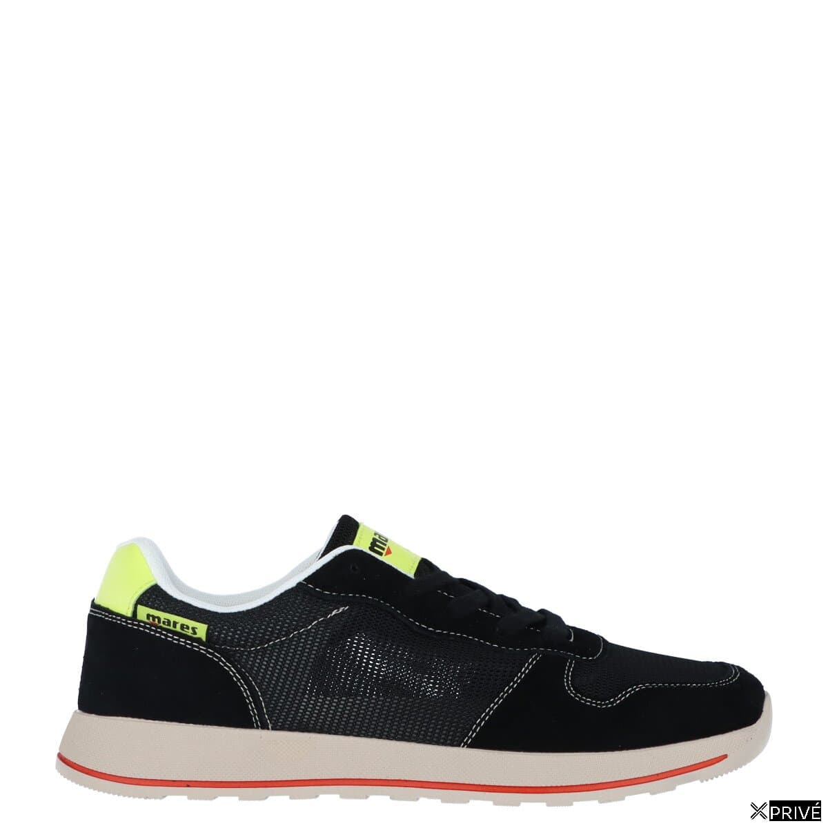 Chaussures de sport noires — 1