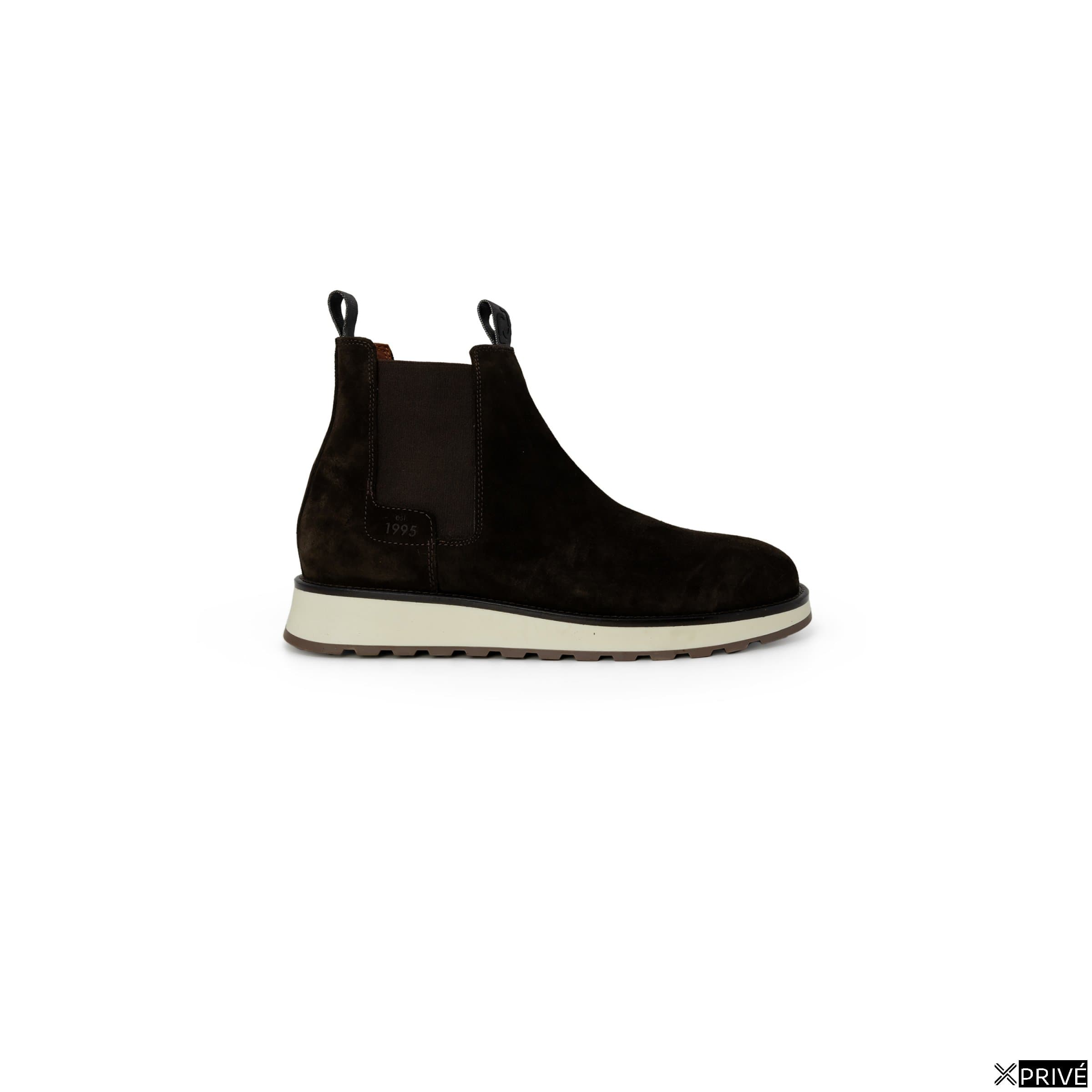 Bottes brunes — 1