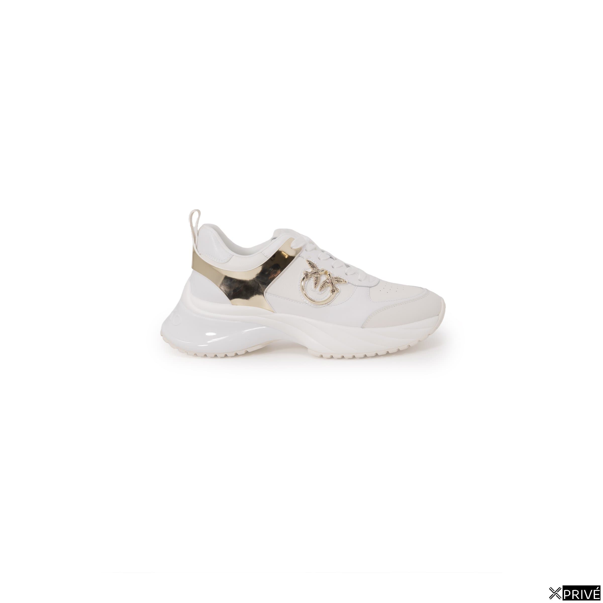 Chaussures de sport blanches — 1