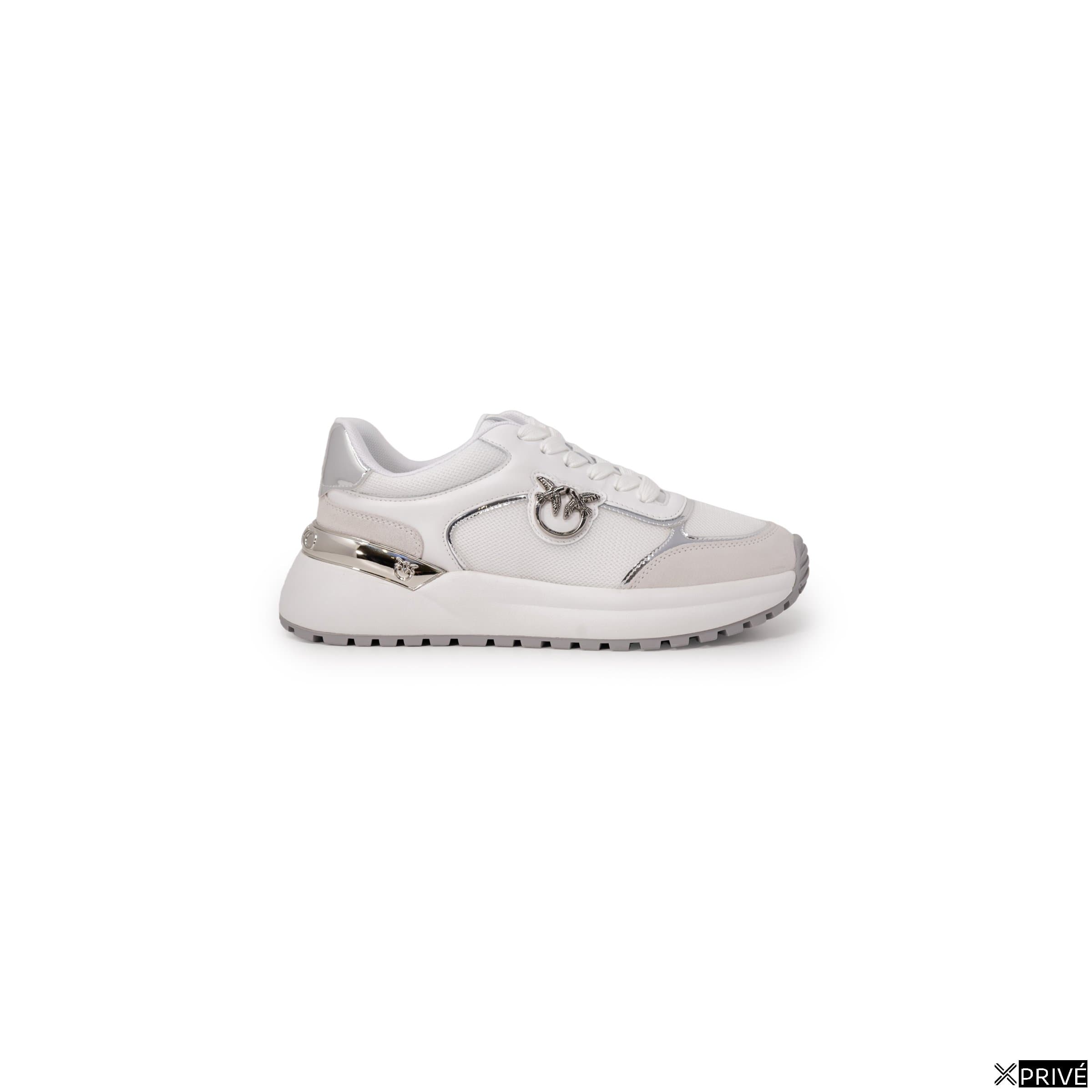 Chaussures de sport blanches — 1