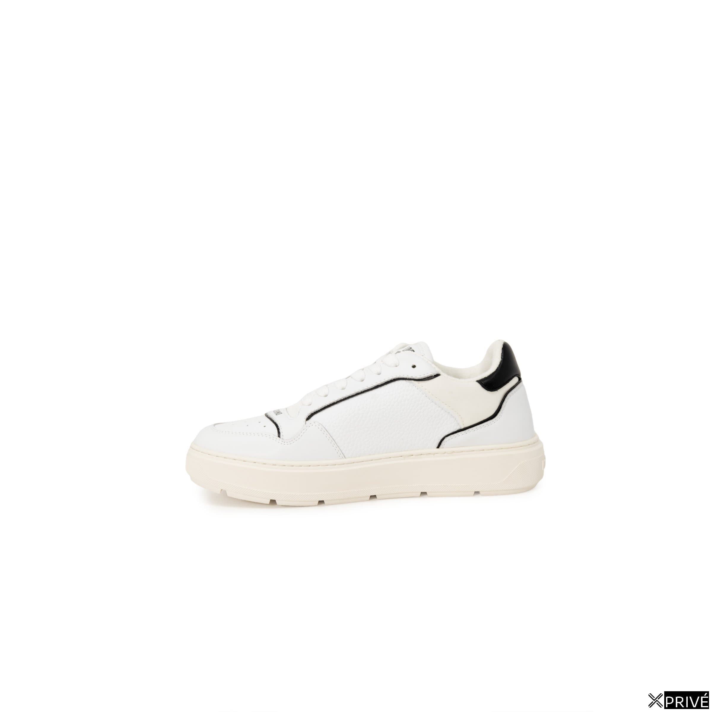 Chaussures de sport blanches — 3