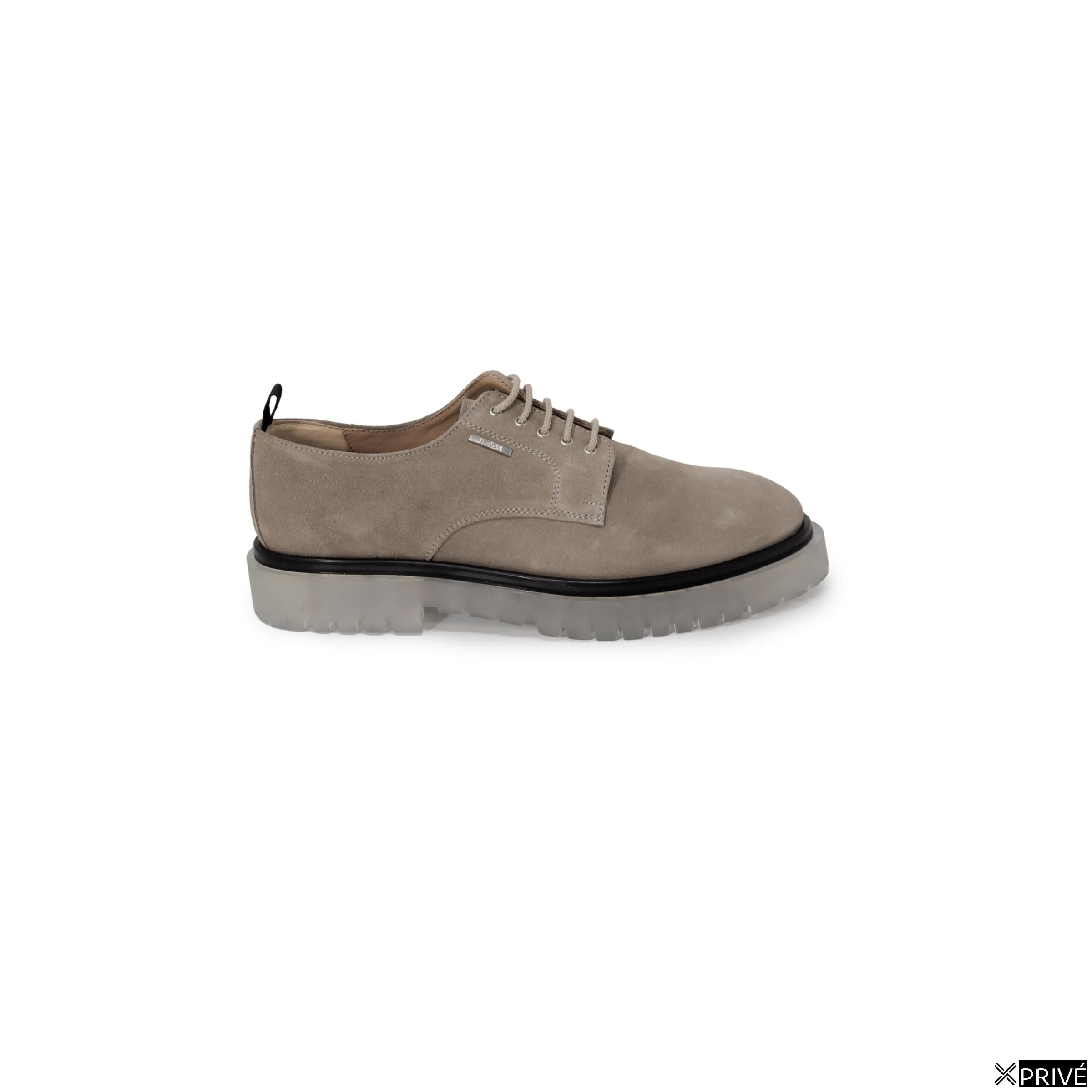 Chaussure à lacets beiges — 1