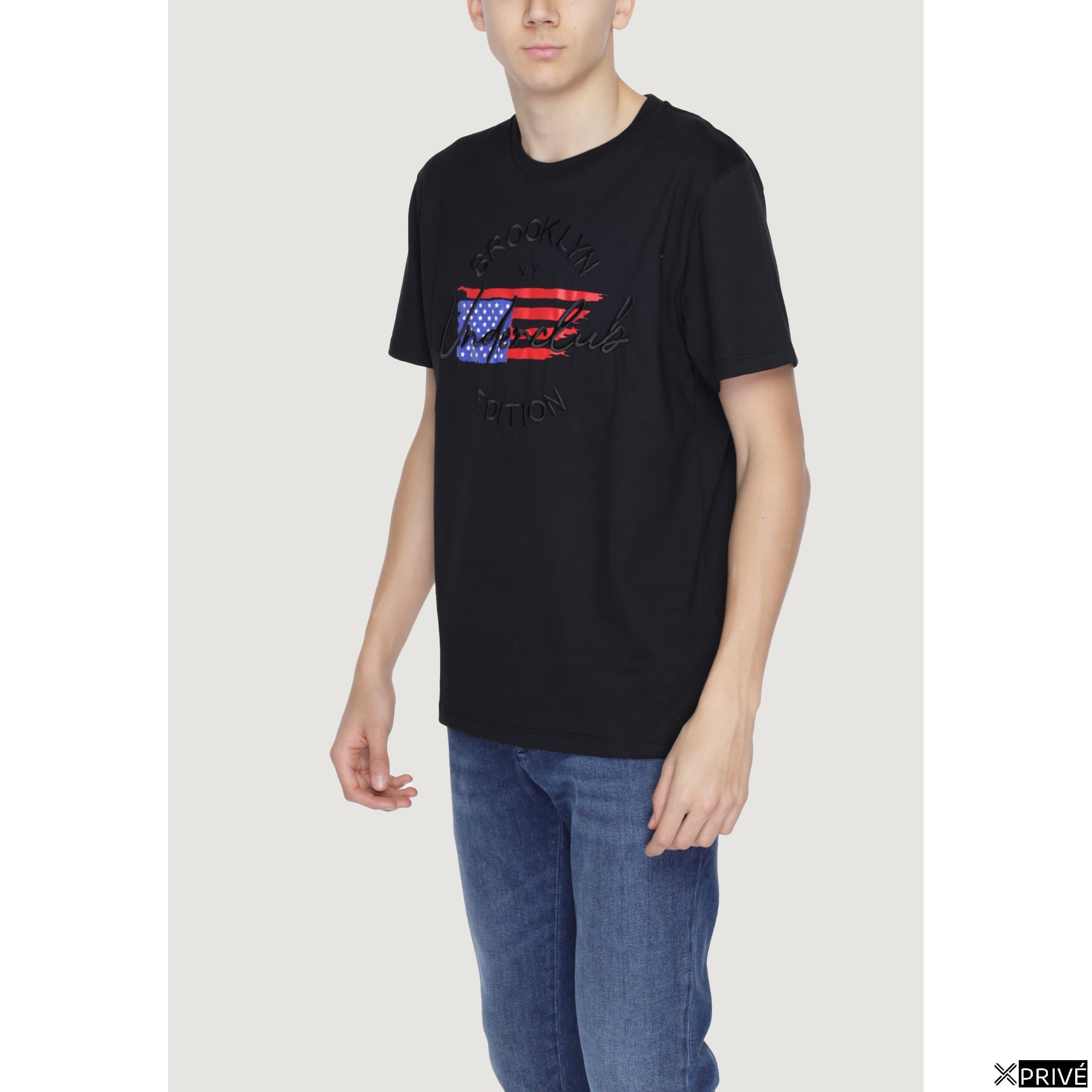 T-shirt noir — 3