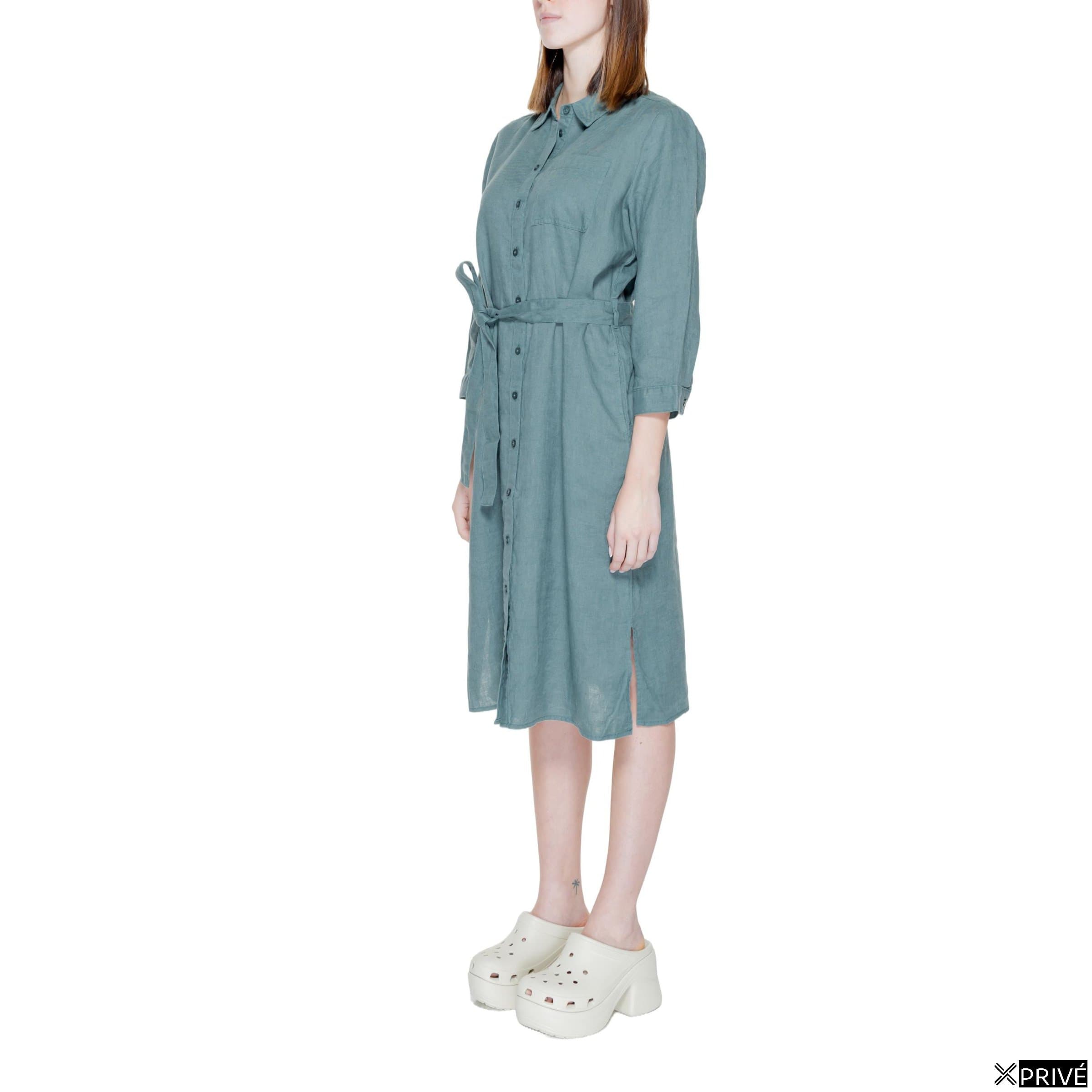 Robe verte — 3