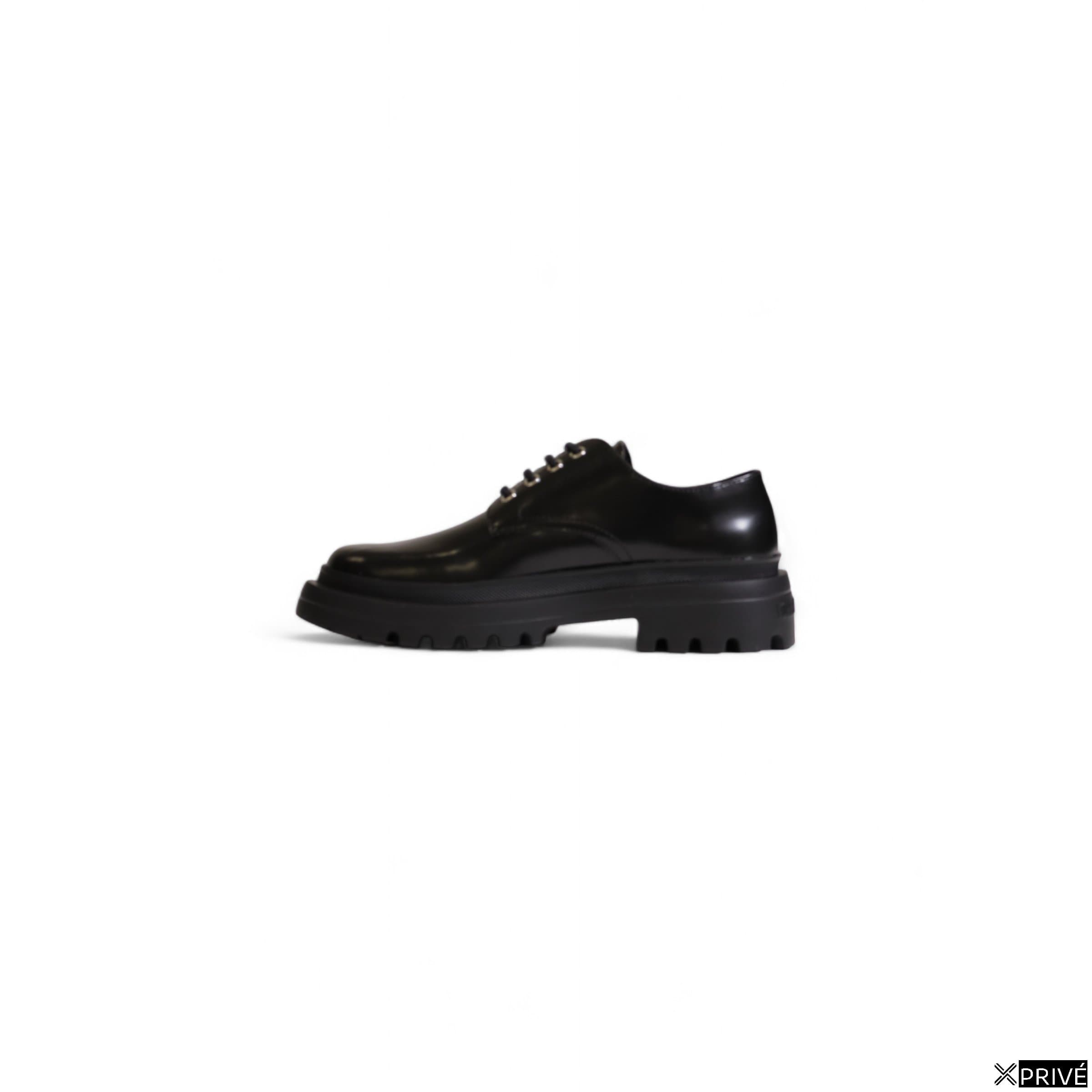 Chaussure à lacets noires — 2