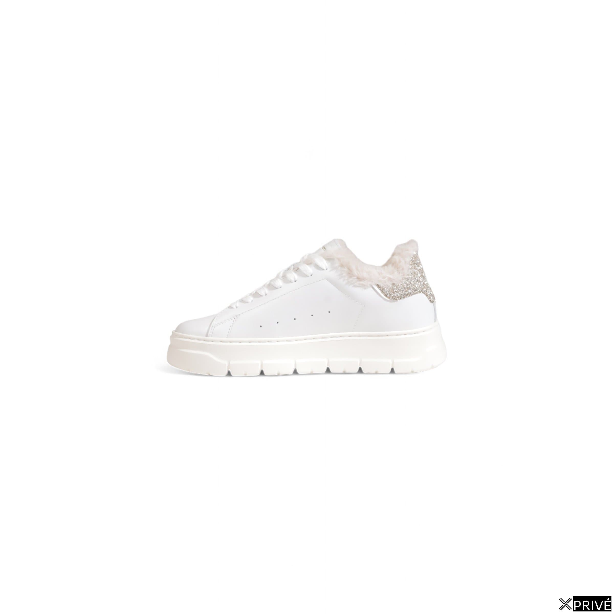 Chaussures de sport blanches — 2