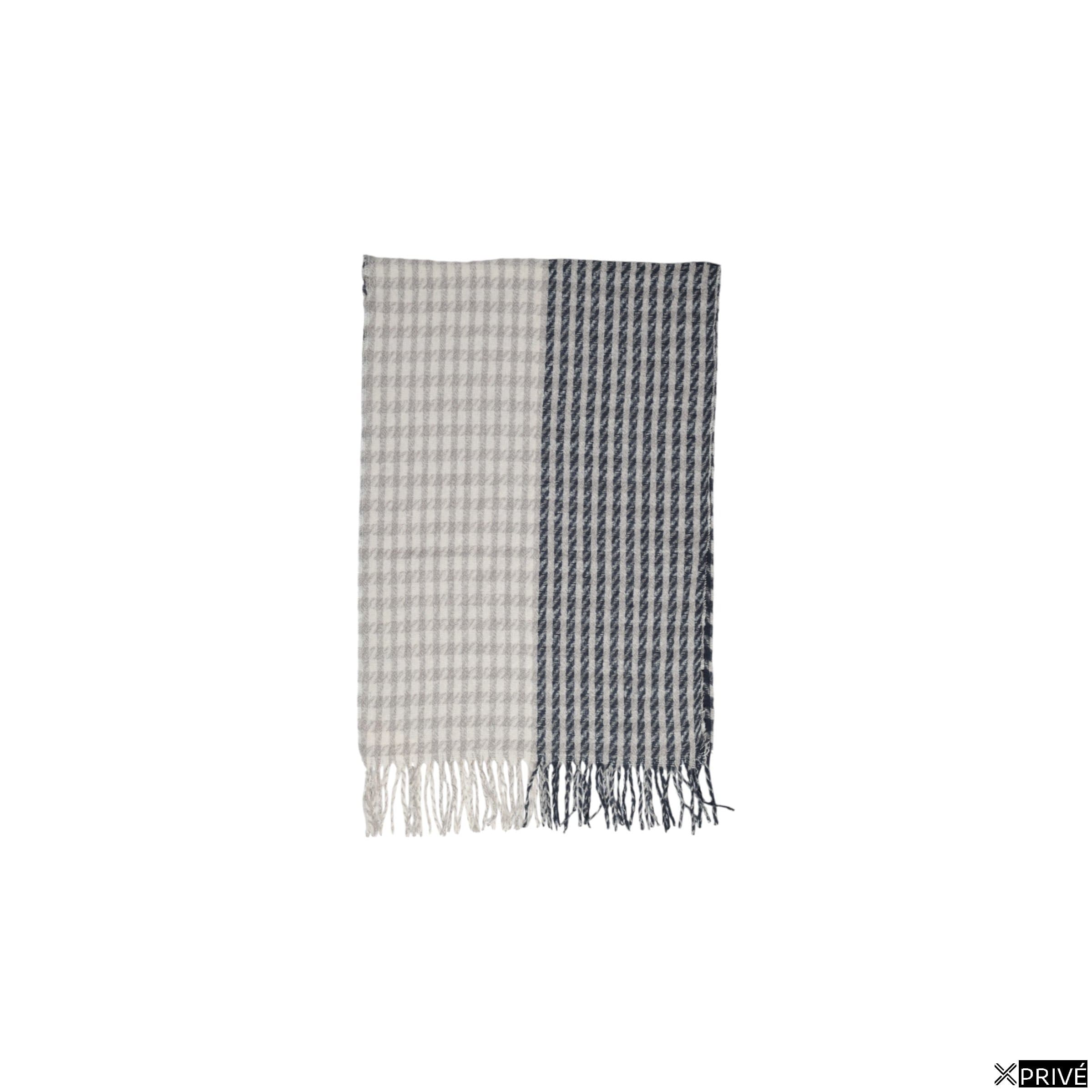 Écharpe grise — 2