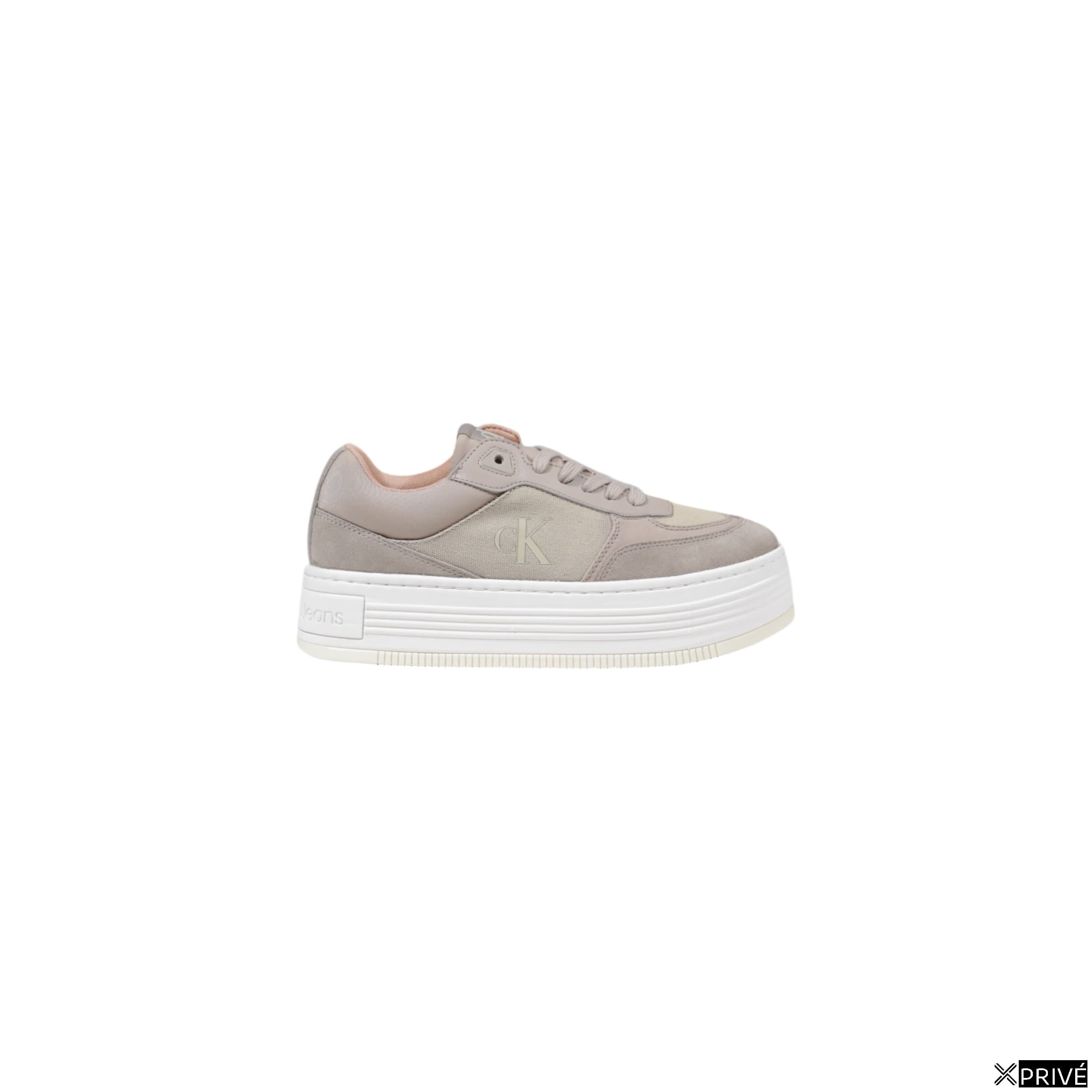 Chaussures de sport beiges — 1