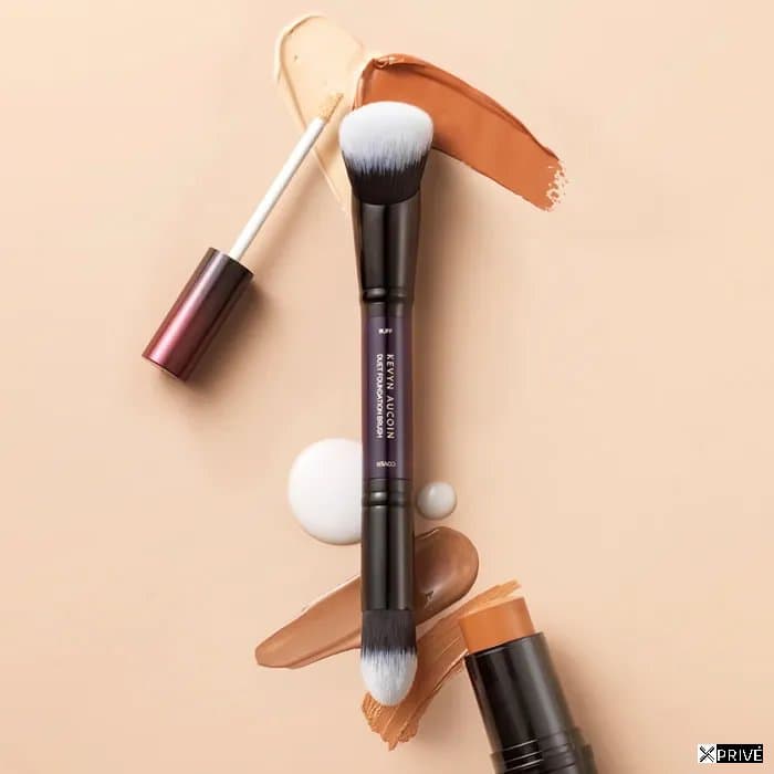 Kevyn Aucoin Duet Foundation Brush — 1