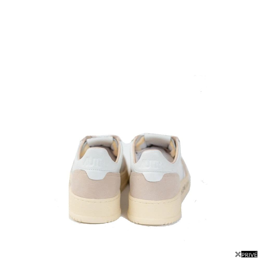 Chaussures de sport blanches — 3