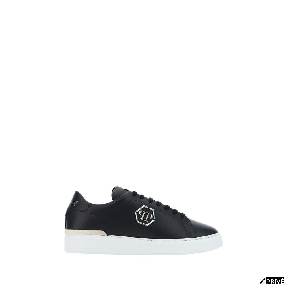 Chaussures de sport noires — 1