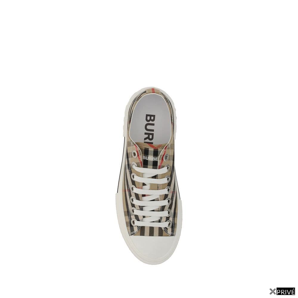 Chaussures de sport brunes — 4
