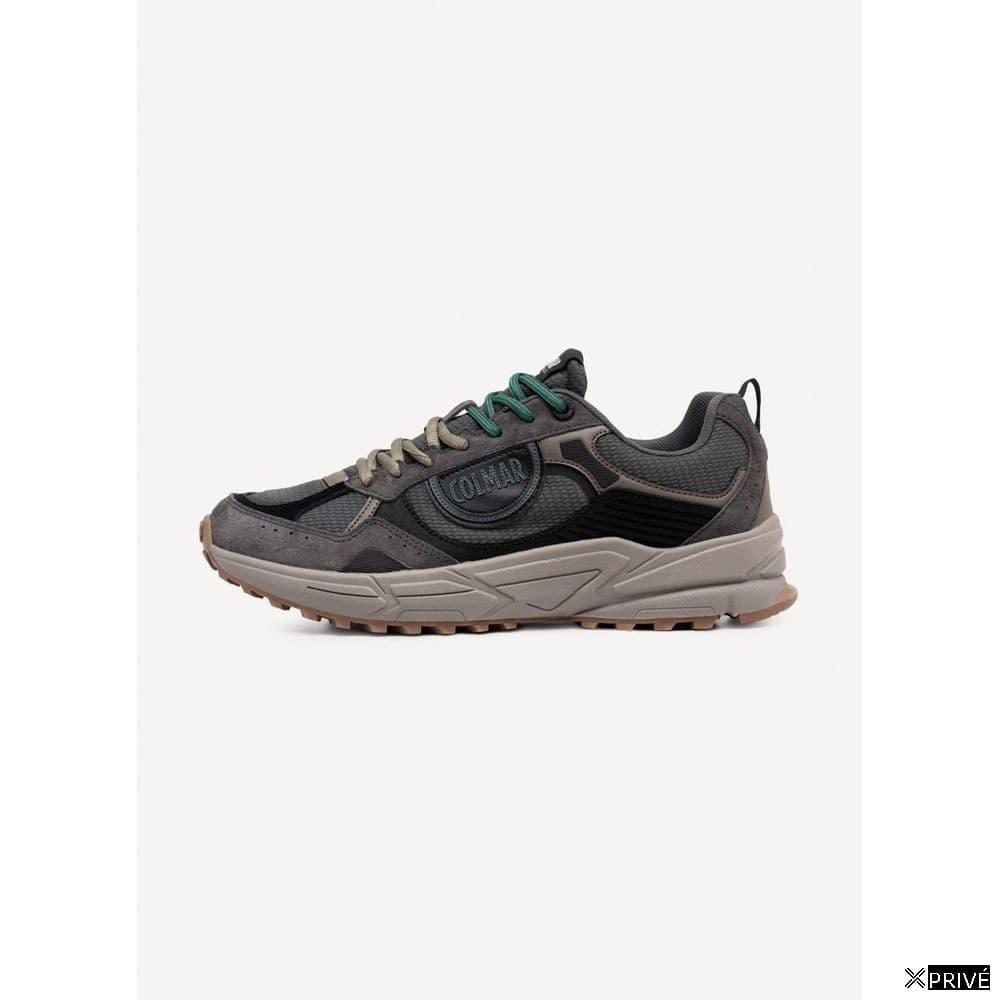Chaussures de sport noires — 1