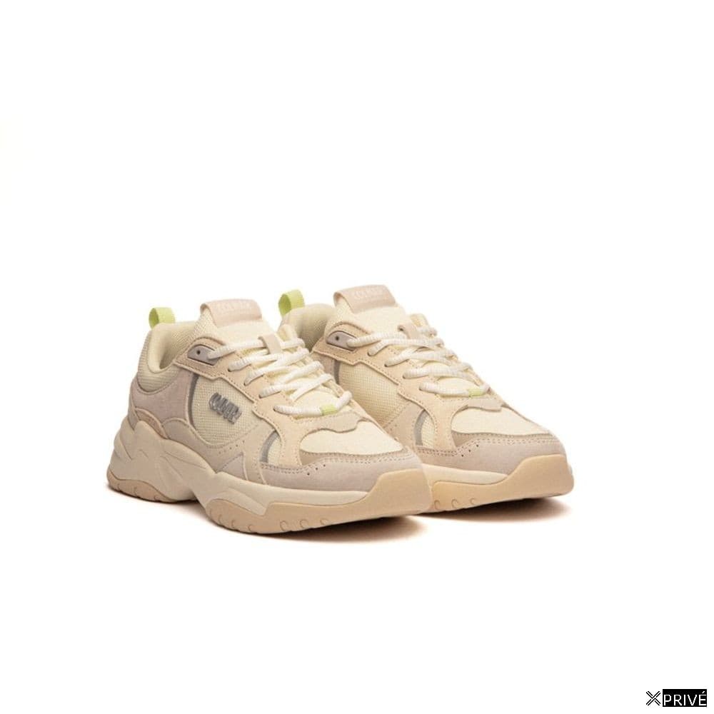 Chaussures de sport blanches — 1