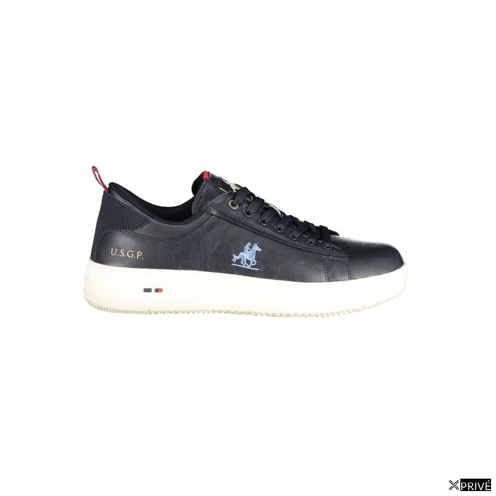 Chaussures de sport bleues — 1