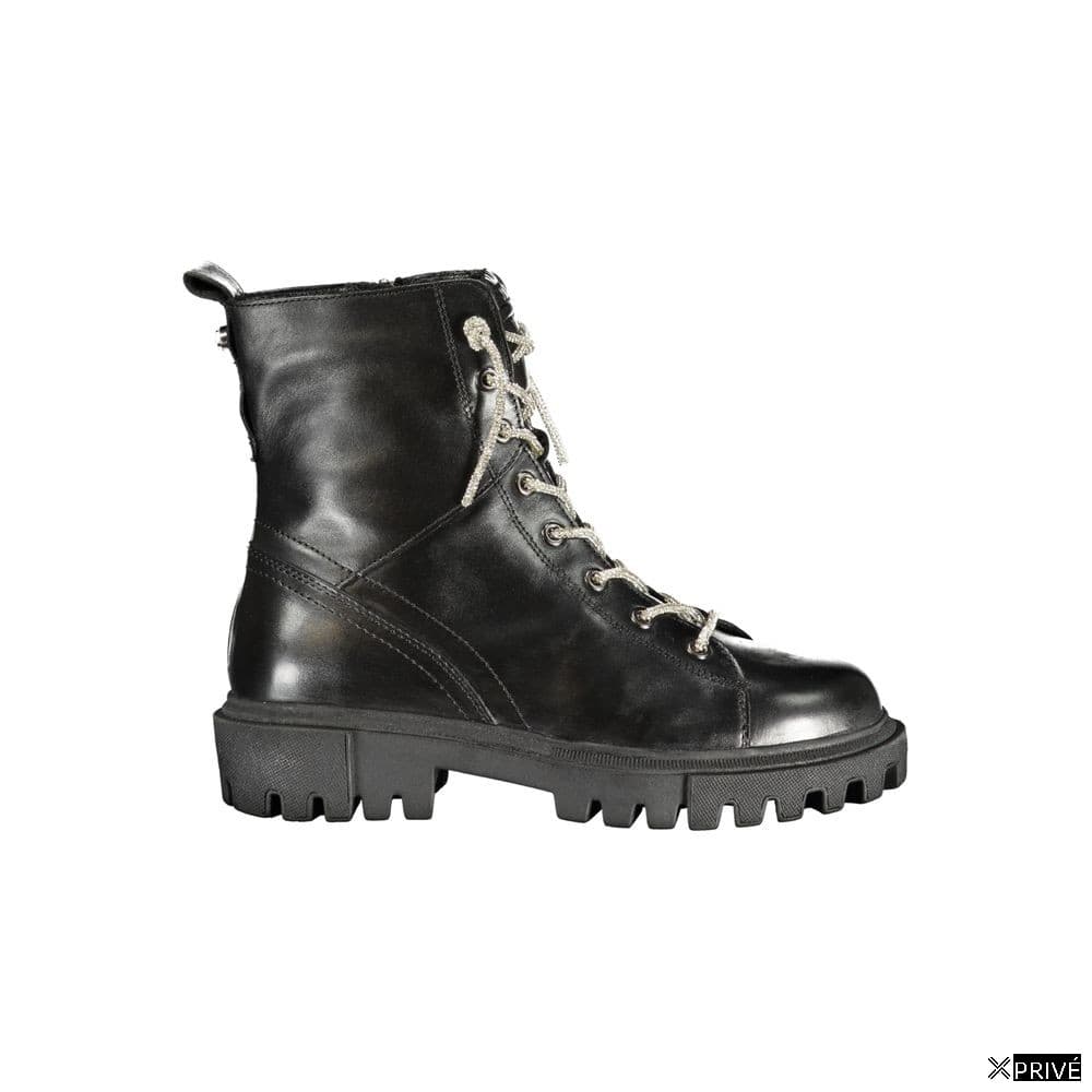 Bottes noires — 1