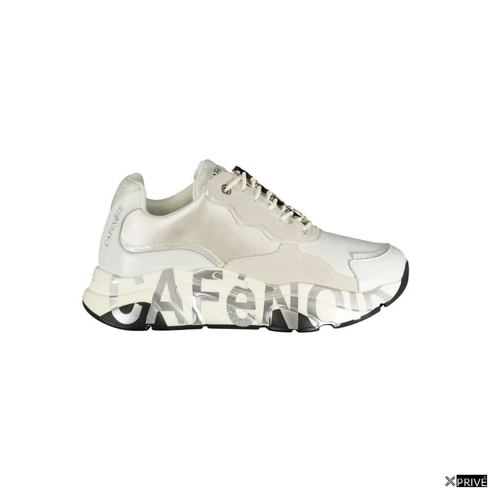 Chaussures de sport blanches — 1