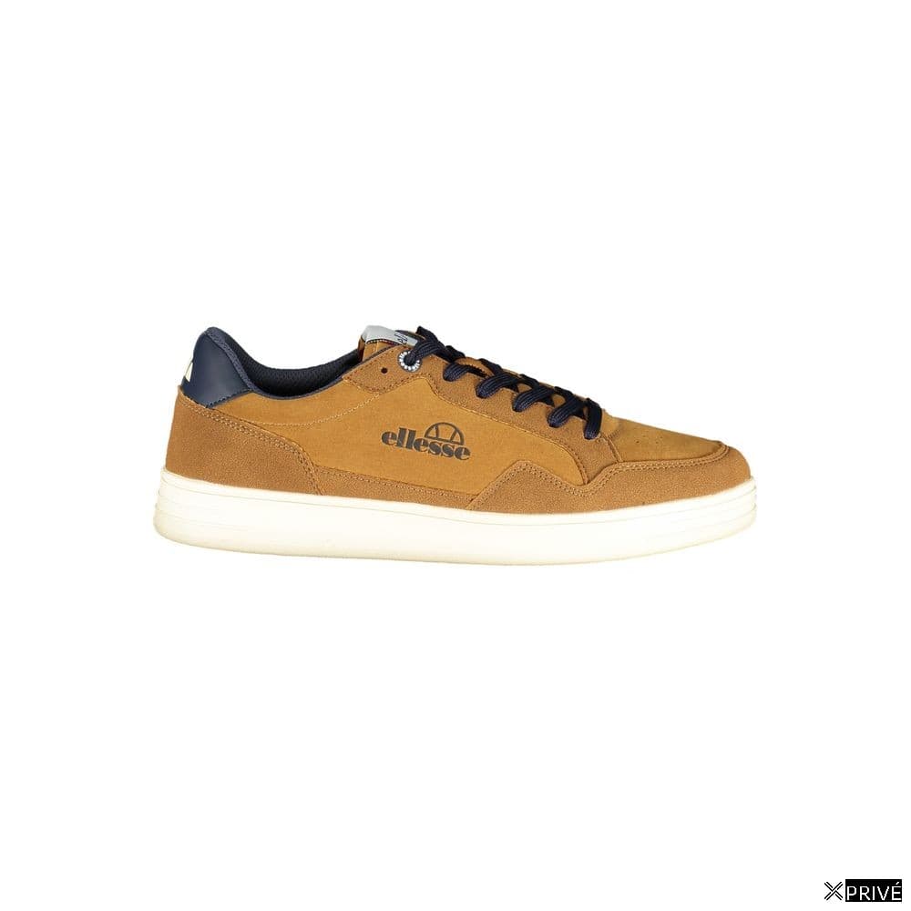 Chaussures de sport brunes — 1