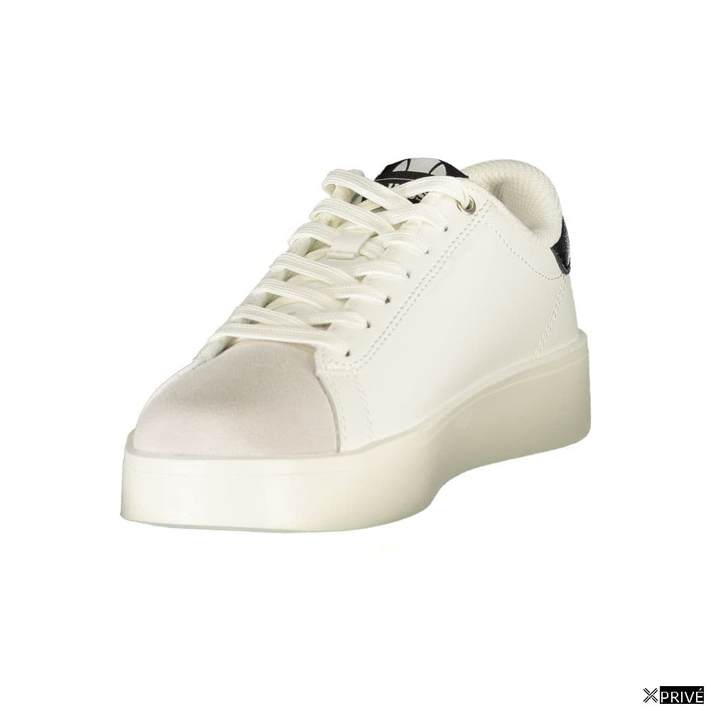 Chaussures de sport blanches — 3