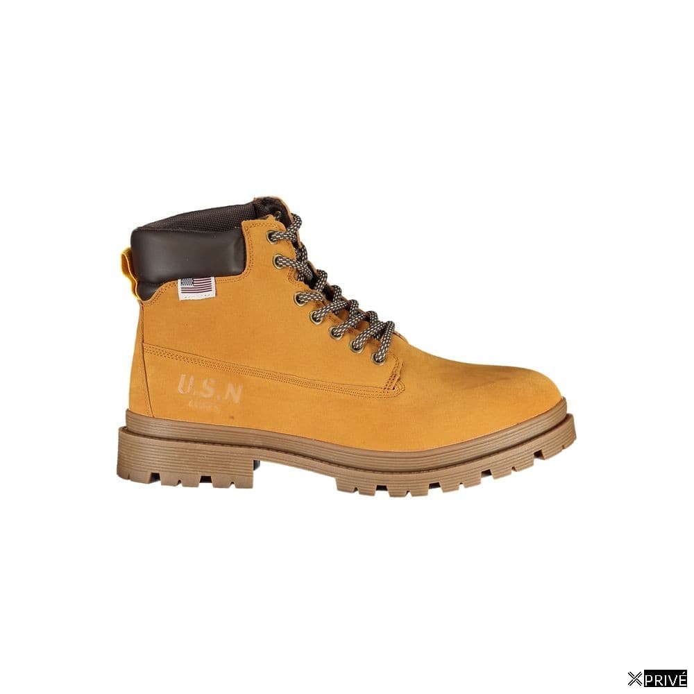 Bottes brunes — 1