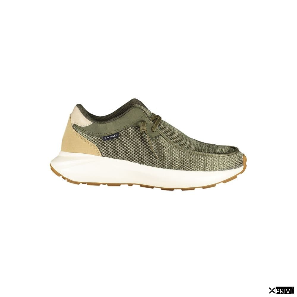 Chaussures de sport vertes — 1