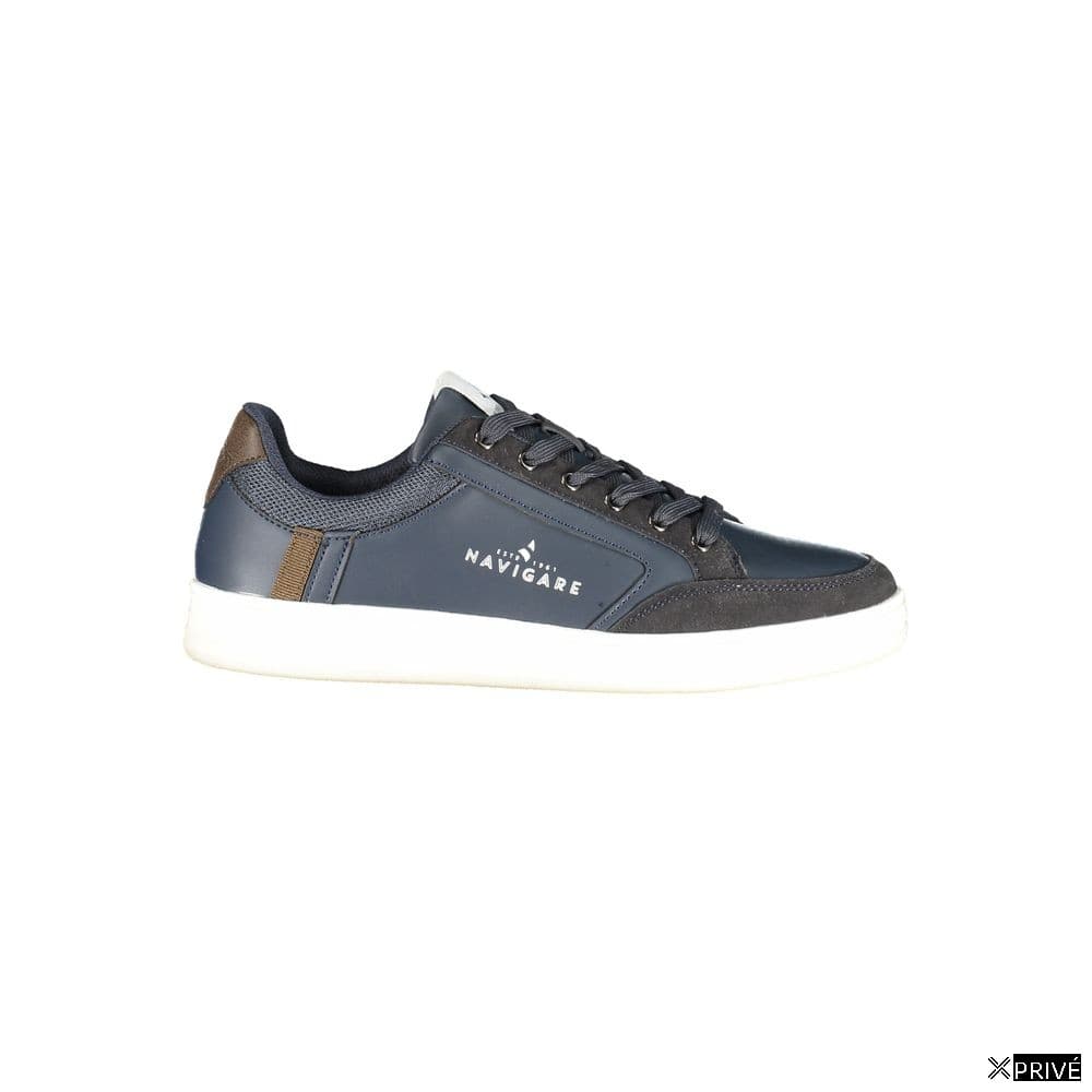 Chaussures de sport bleues — 1
