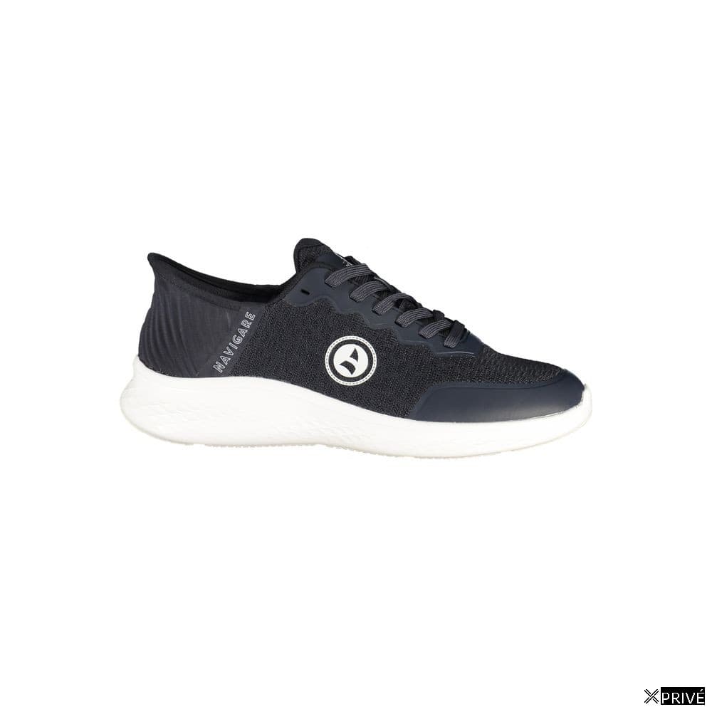 Chaussures de sport bleues — 1