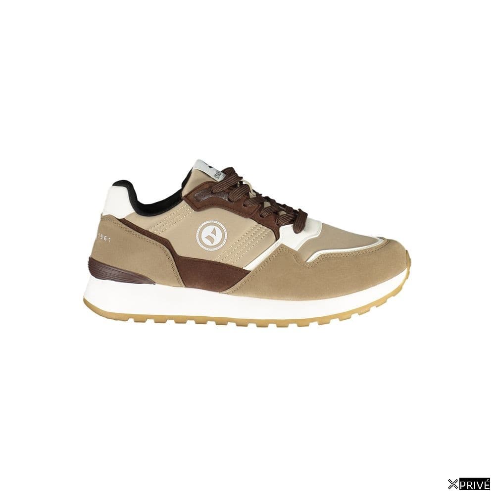 Chaussures de sport brunes — 1