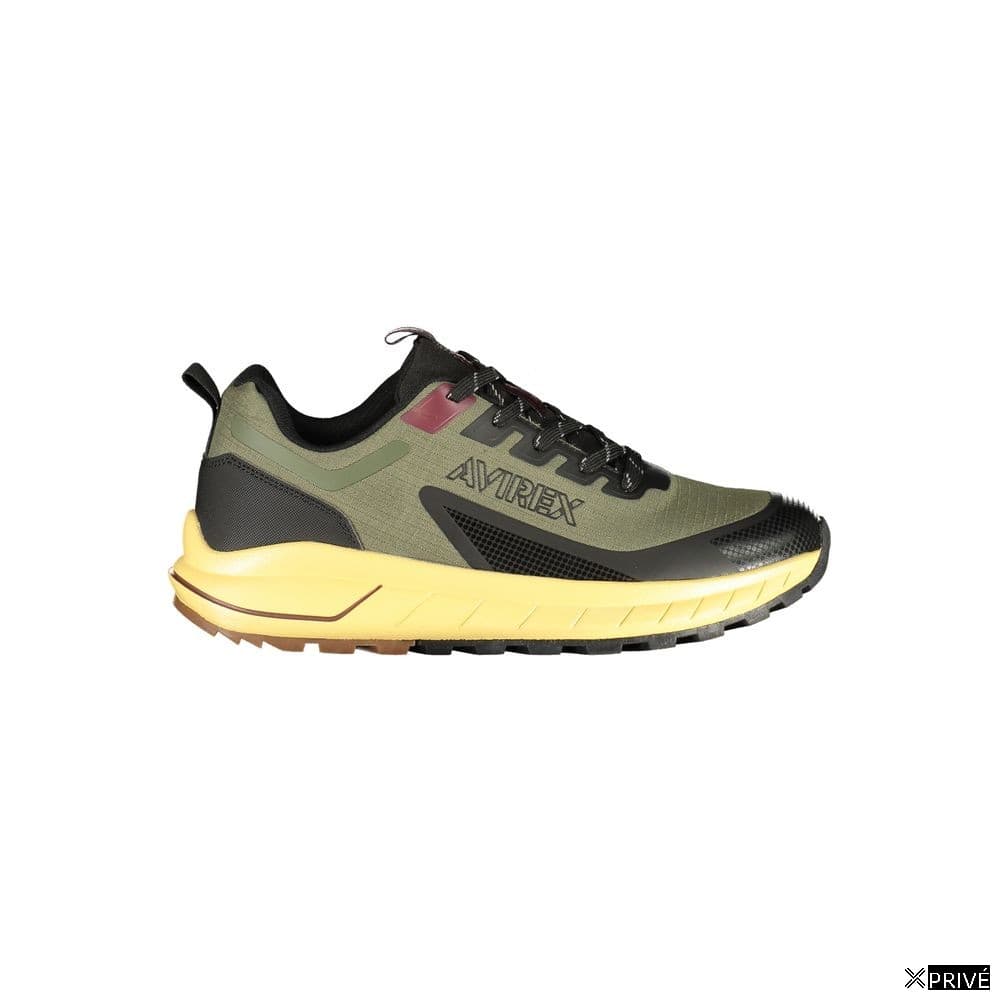 Chaussures de sport vertes — 1