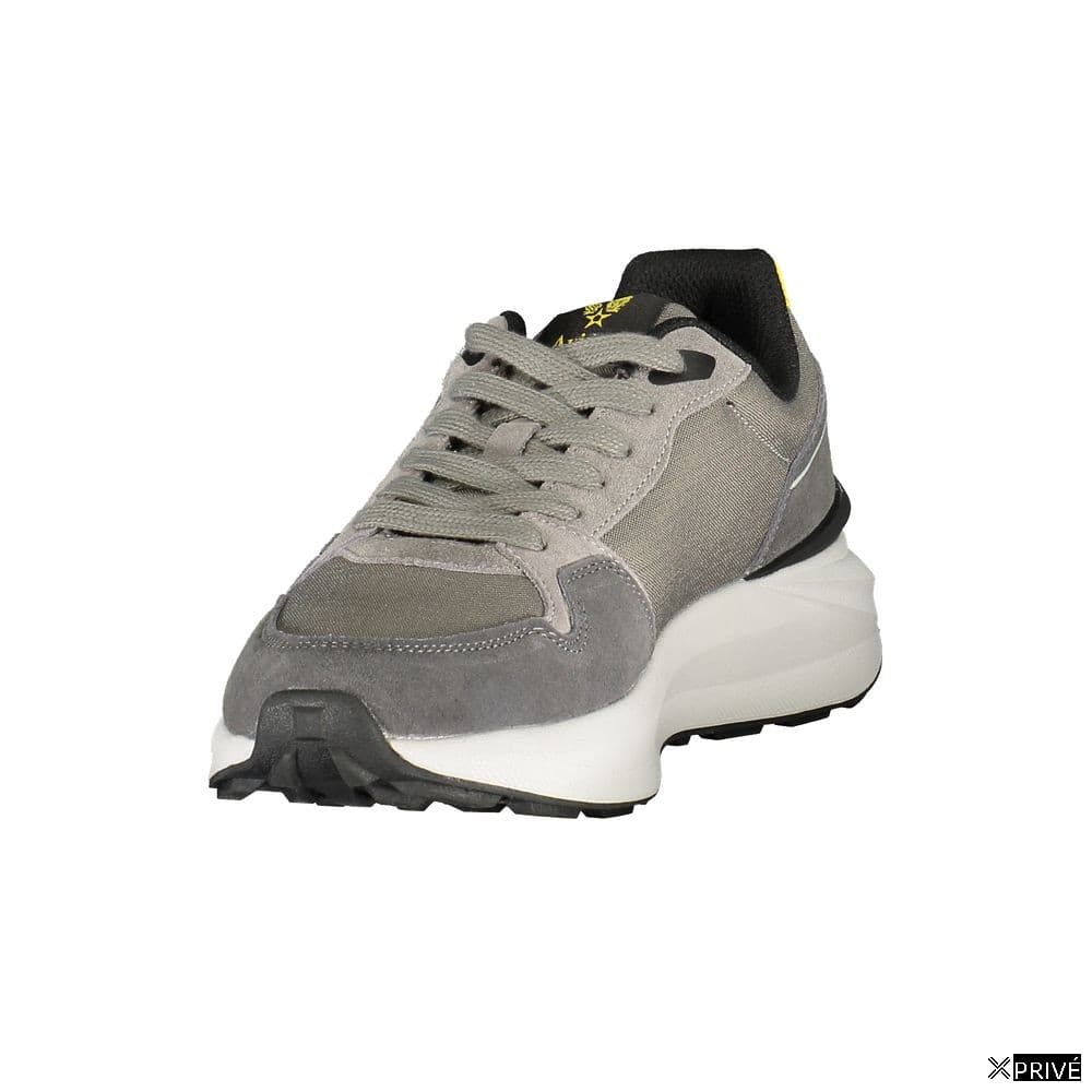 Chaussures de sport grises — 3