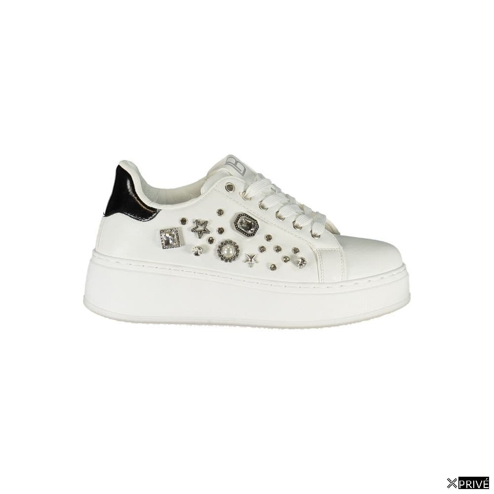 Chaussures de sport blanches — 1