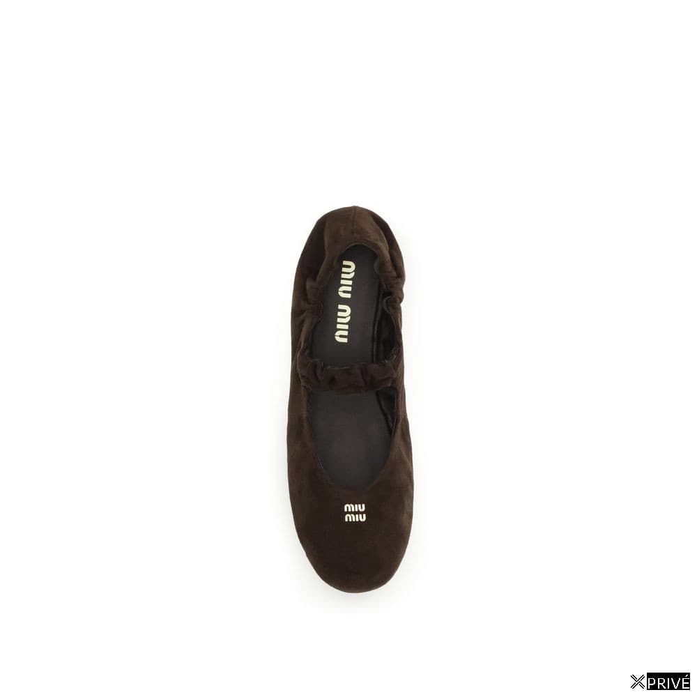 Chaussures plates brunes — 4