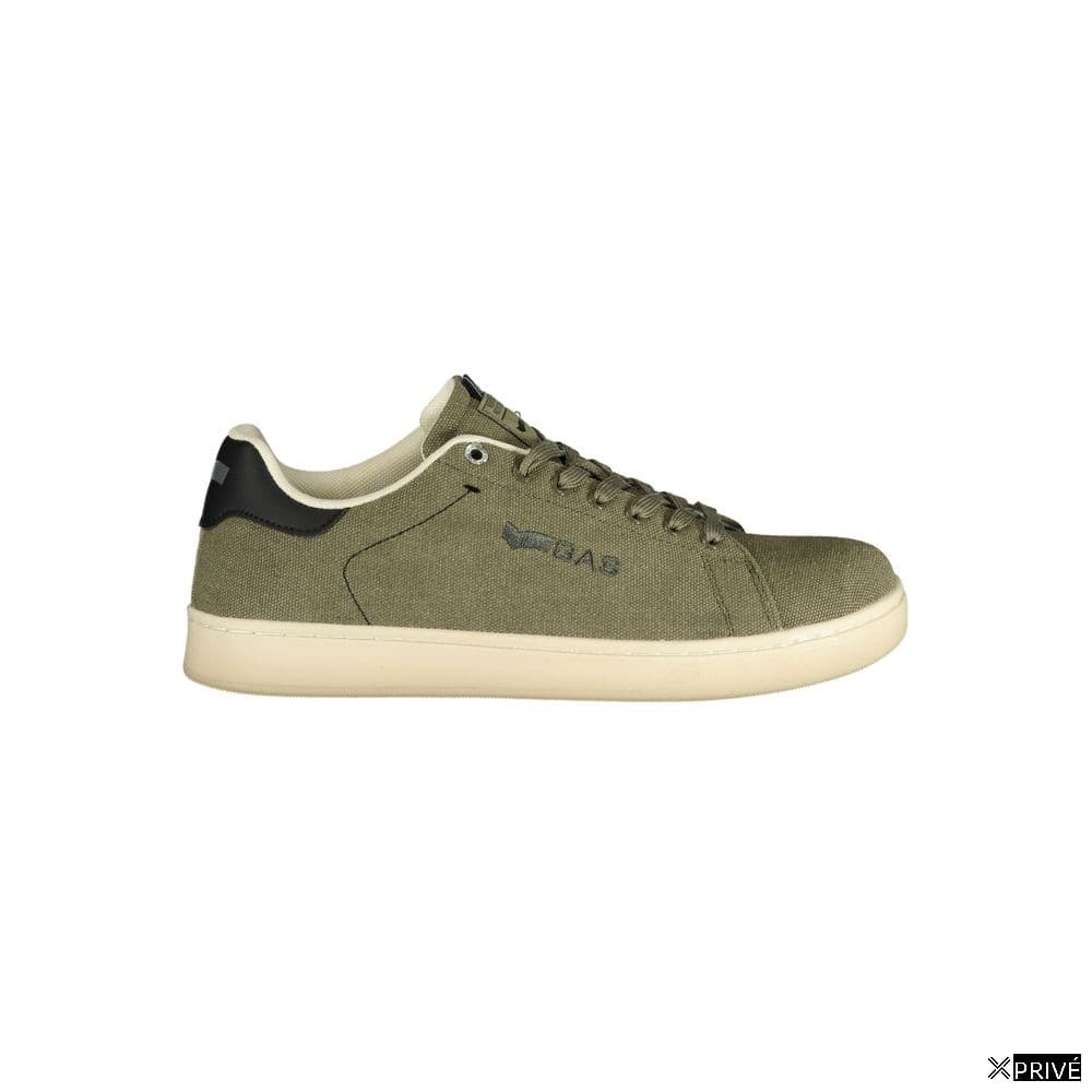 Chaussures de sport vertes — 1