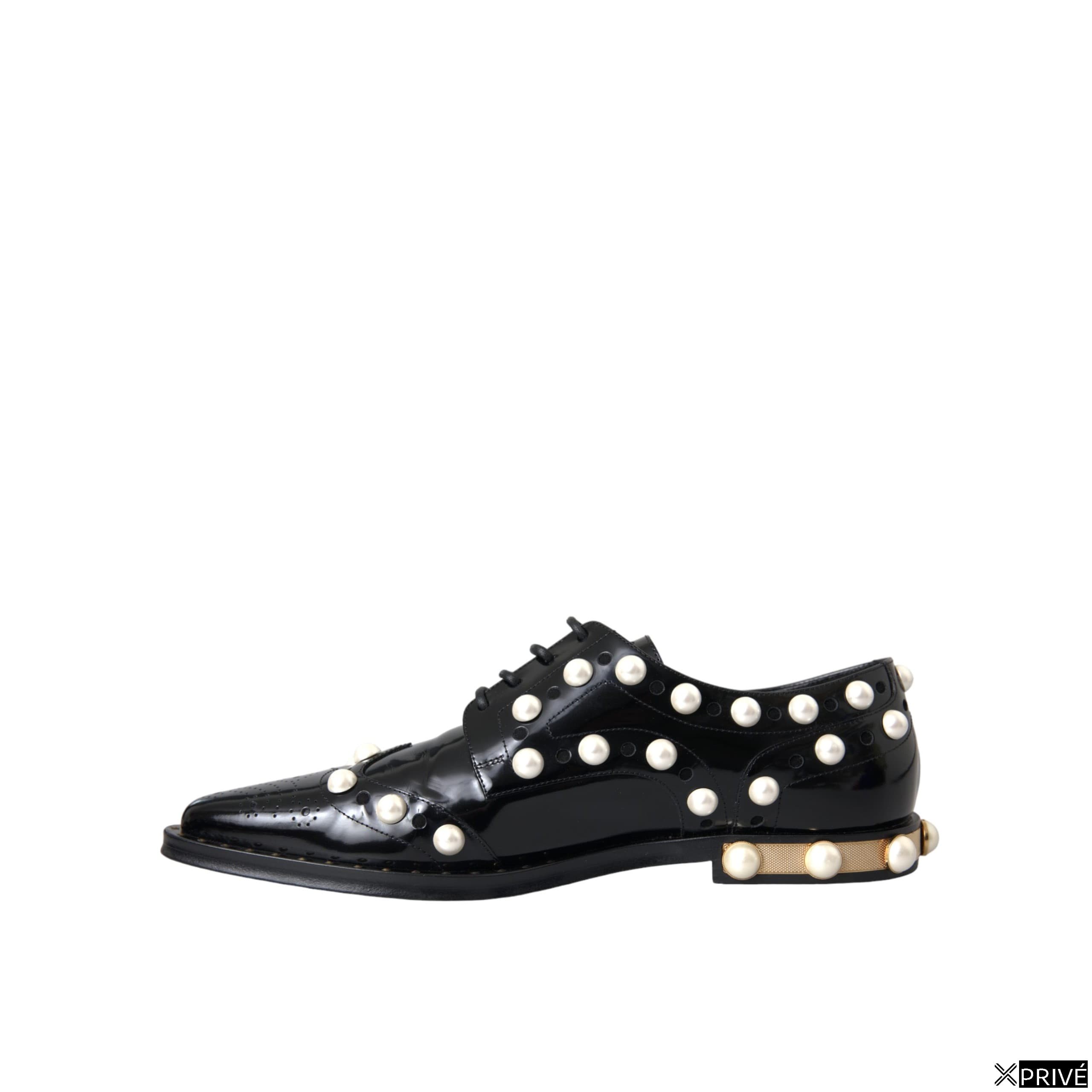Chaussures plates noires — 6