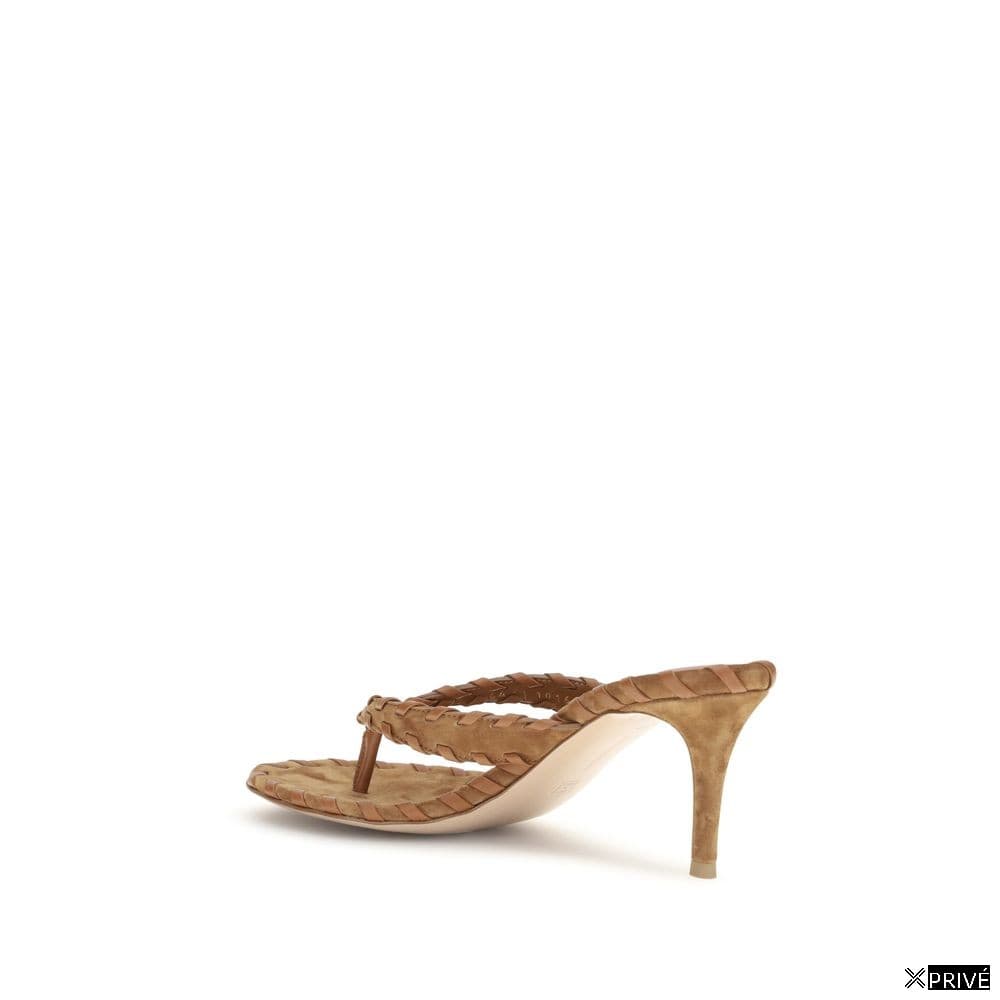 Sandales beiges — 3