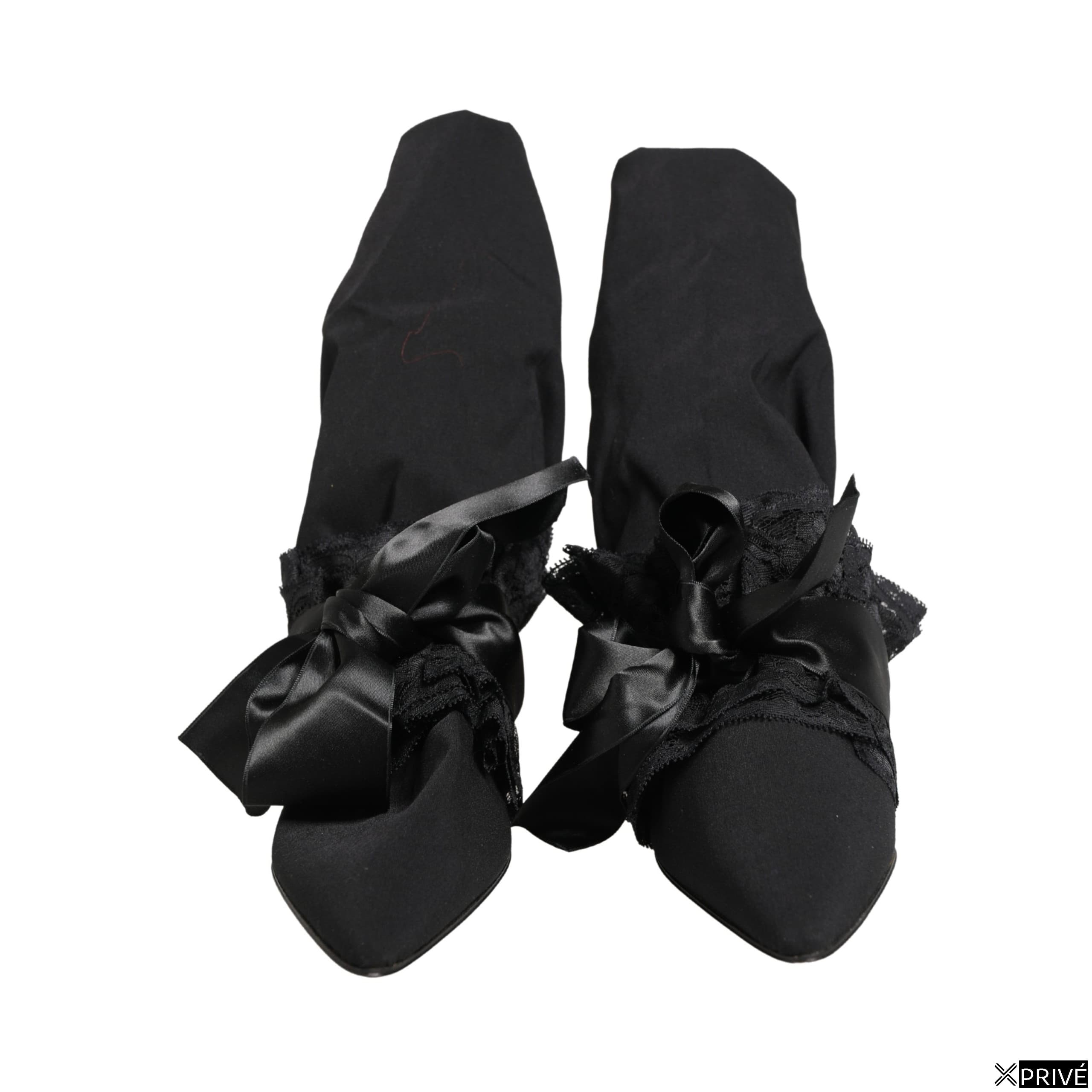Bottes noires — 3