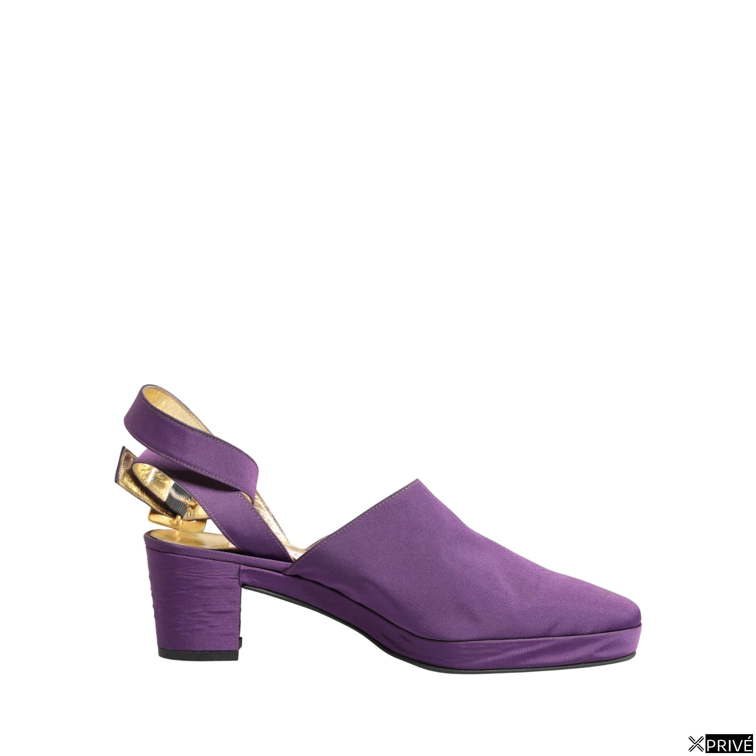 Sandales violettes — 1
