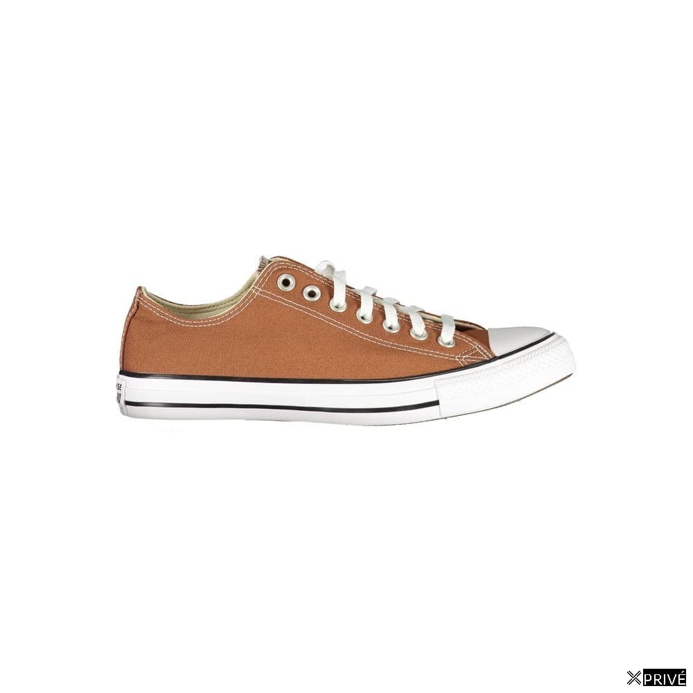 Chaussures de sport brunes — 1