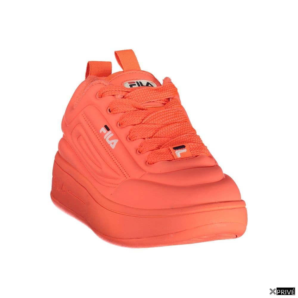 Chaussures de sport rouges — 2