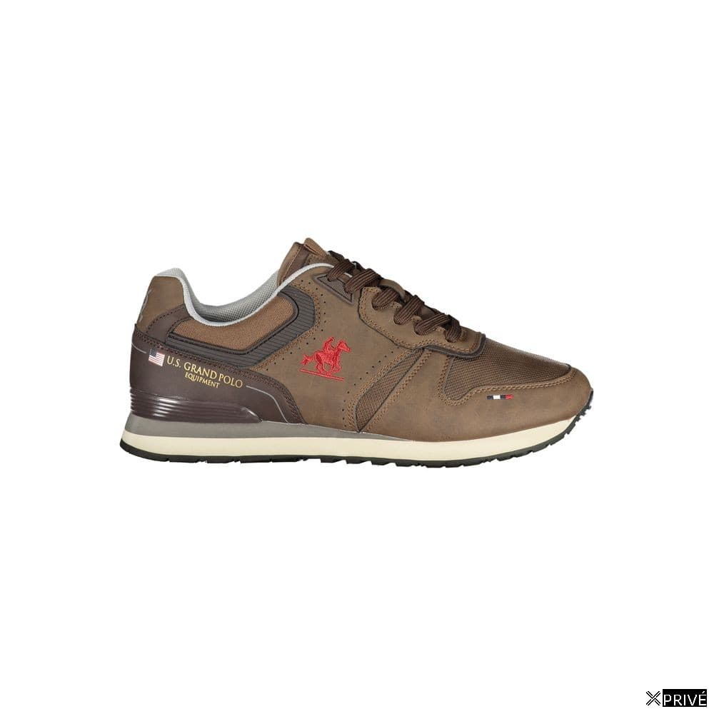 Chaussures de sport brunes — 1